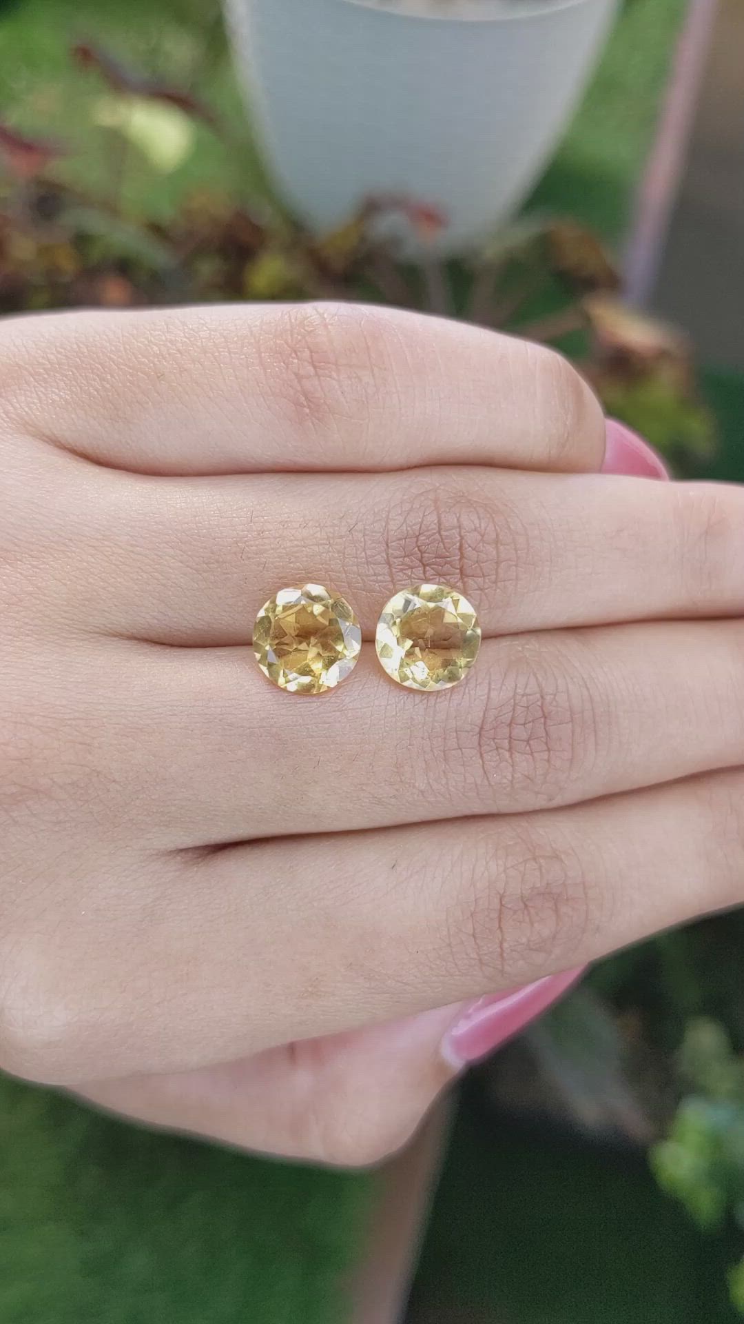 4.14&nbsp;Ct.Tw.Total Carat Weight Yellow Citrine Pair from Brazil Size Video
