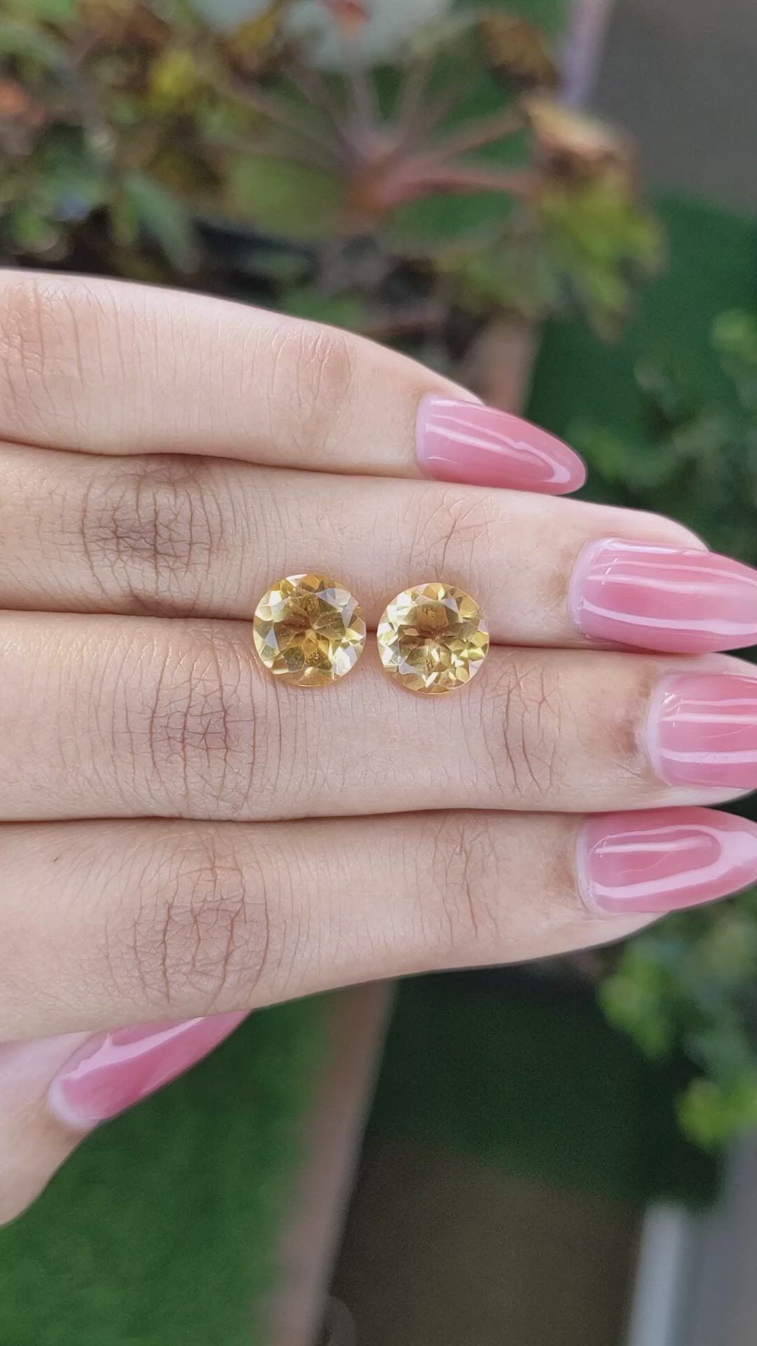 4.40&nbsp;Ct.Tw.Total Carat Weight Citrine Pair from Brazil Size Video