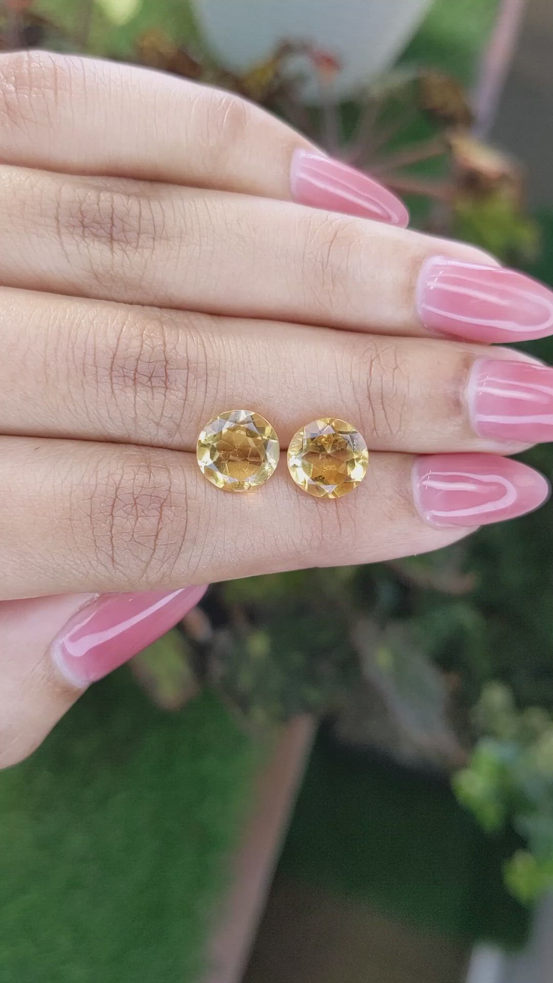 4.94&nbsp;Ct.Tw.Total Carat Weight Citrine Pair from Brazil Size Video