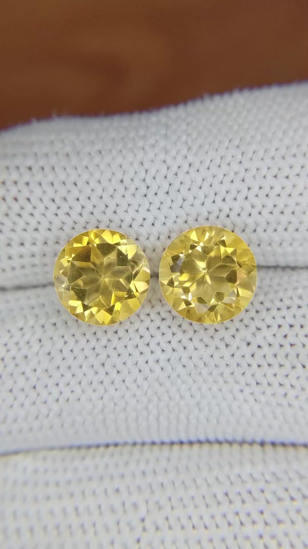 4.90&nbsp;Ct.Tw.Total Carat Weight Citrine Pair from Brazil Size Video