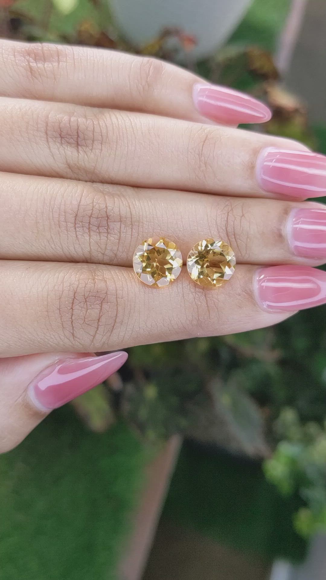 5.02&nbsp;Ct.Tw.Total Carat Weight Citrine Pair from Brazil Size Video