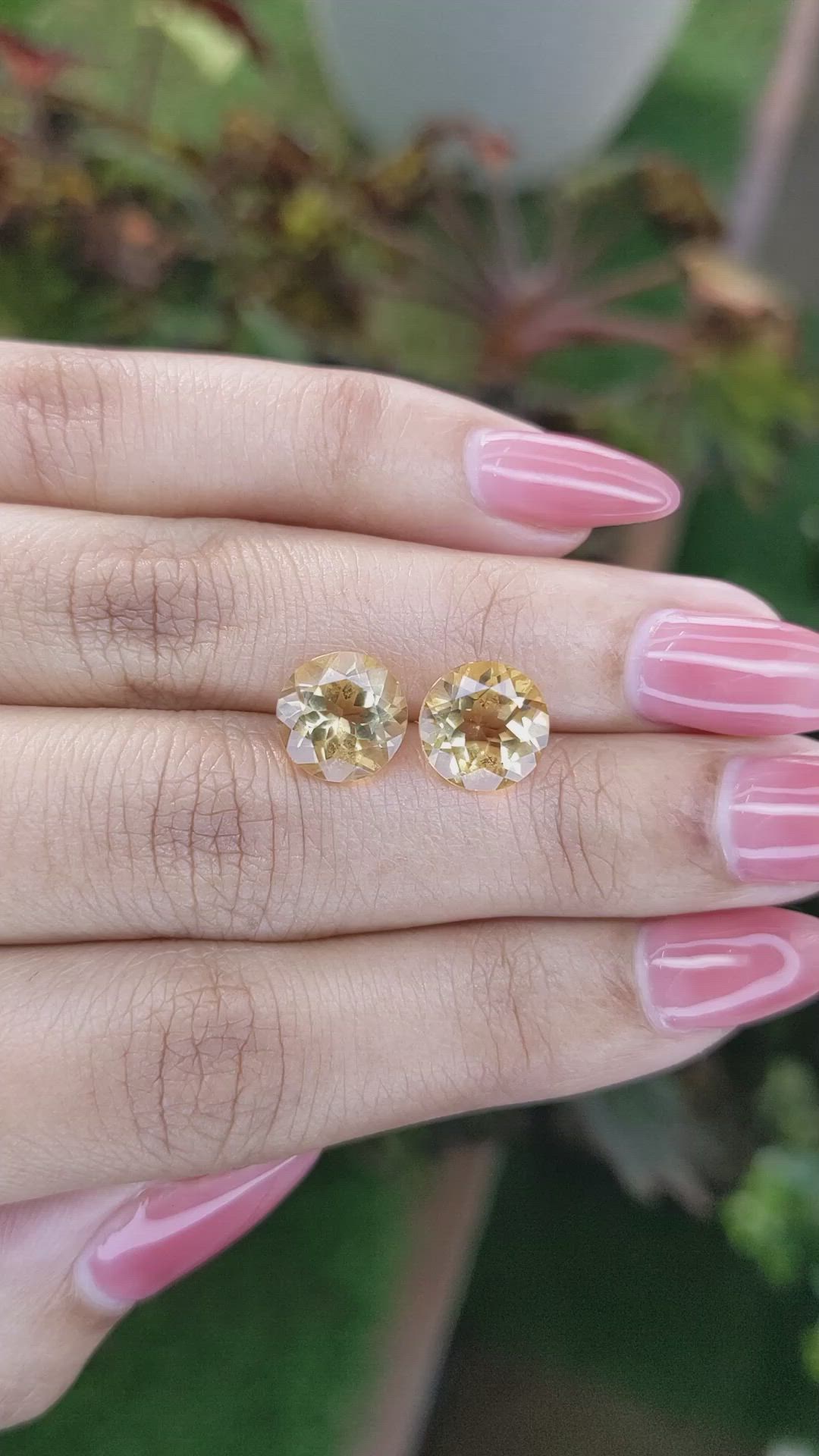 5.11&nbsp;Ct.Tw.Total Carat Weight Citrine Pair from Brazil Size Video