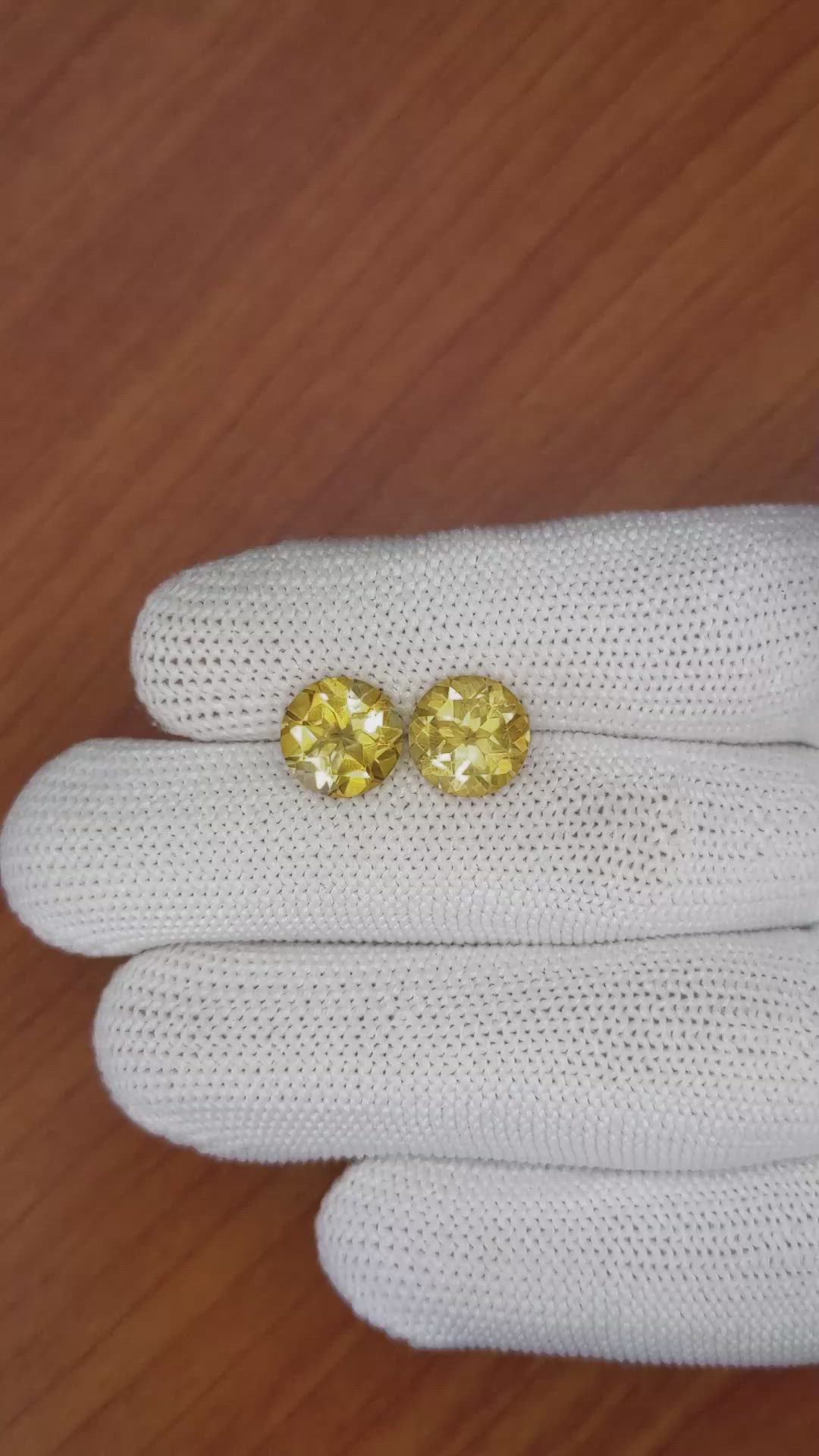 5.03&nbsp;Ct.Tw.Total Carat Weight Citrine Pair from Brazil Size Video