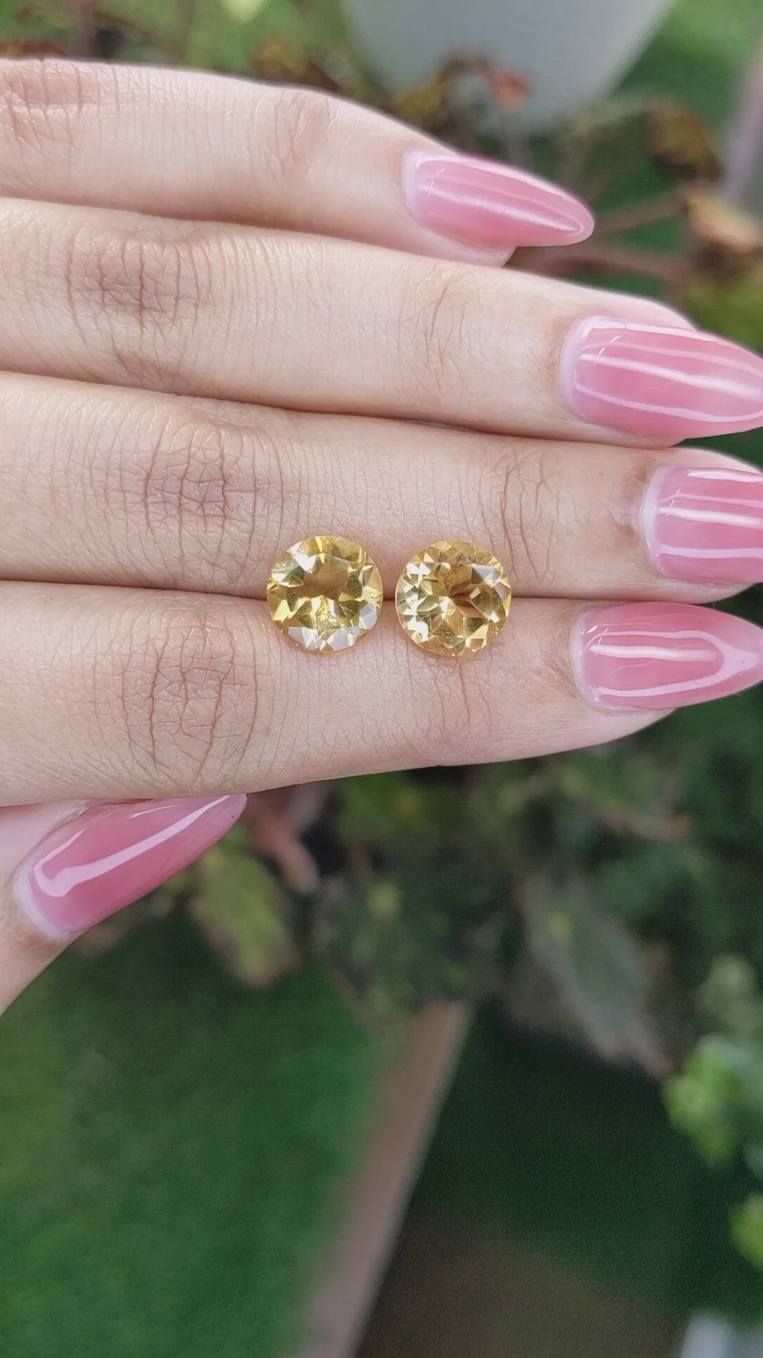 5.03&nbsp;Ct.Tw.Total Carat Weight Citrine Pair from Brazil Size Video