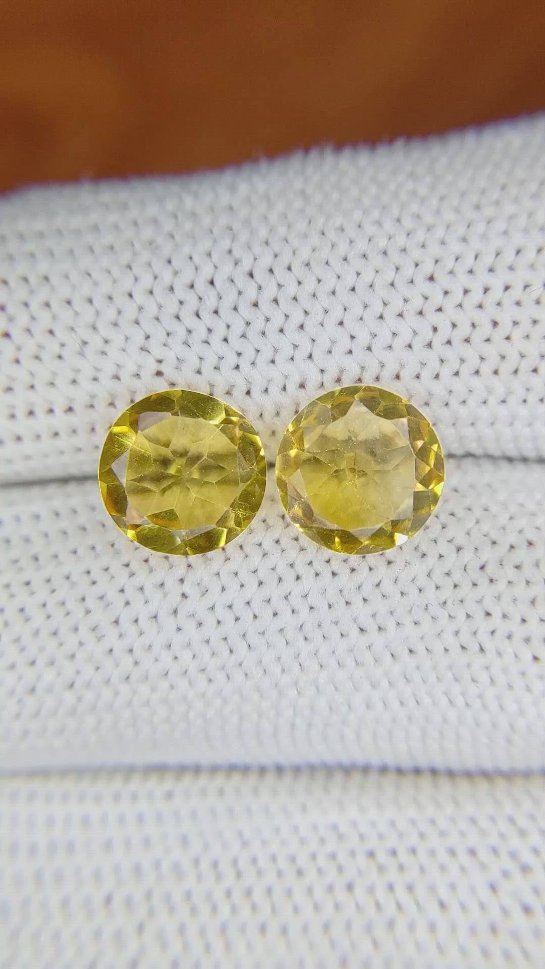 3.91&nbsp;Ct.Tw.Total Carat Weight Yellow Citrine Pair from Brazil Size Video