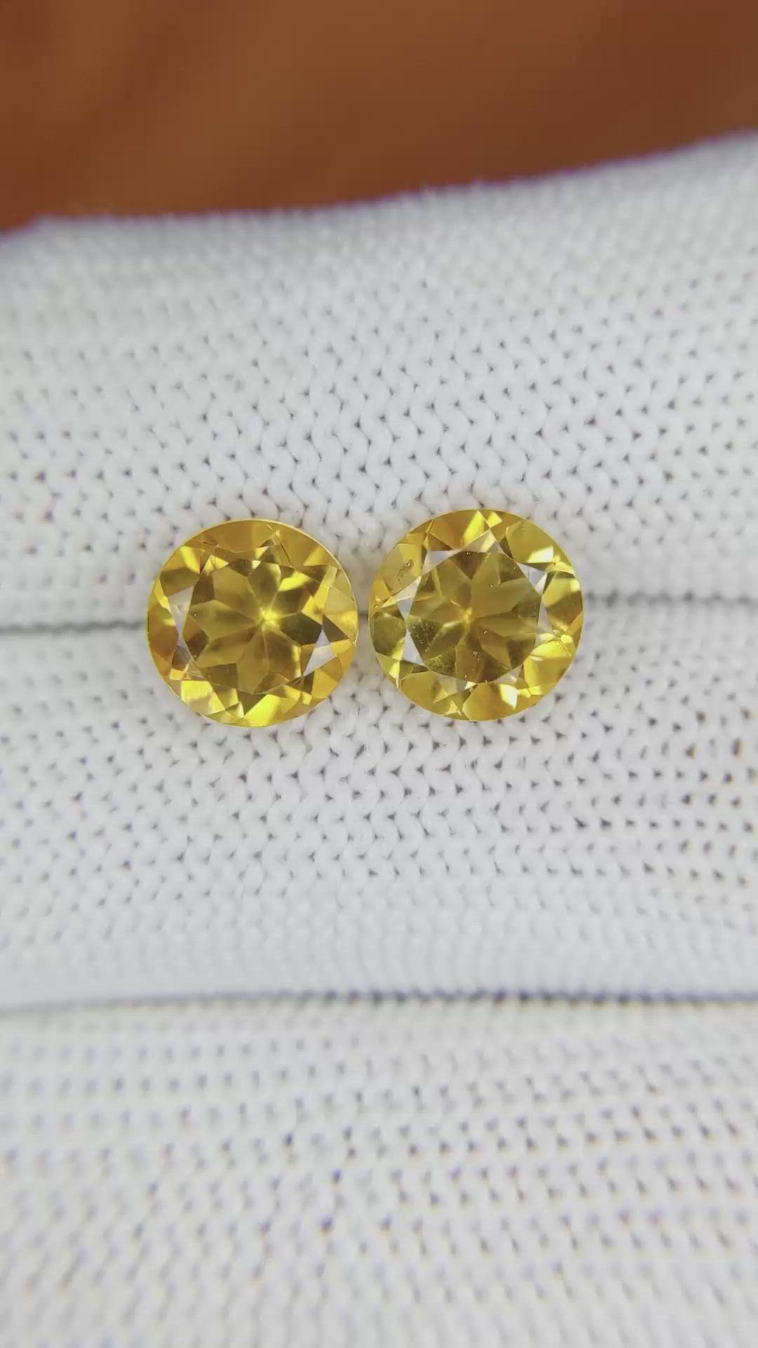 3.67&nbsp;Ct.Tw.Total Carat Weight Citrine Pair from Brazil Size Video