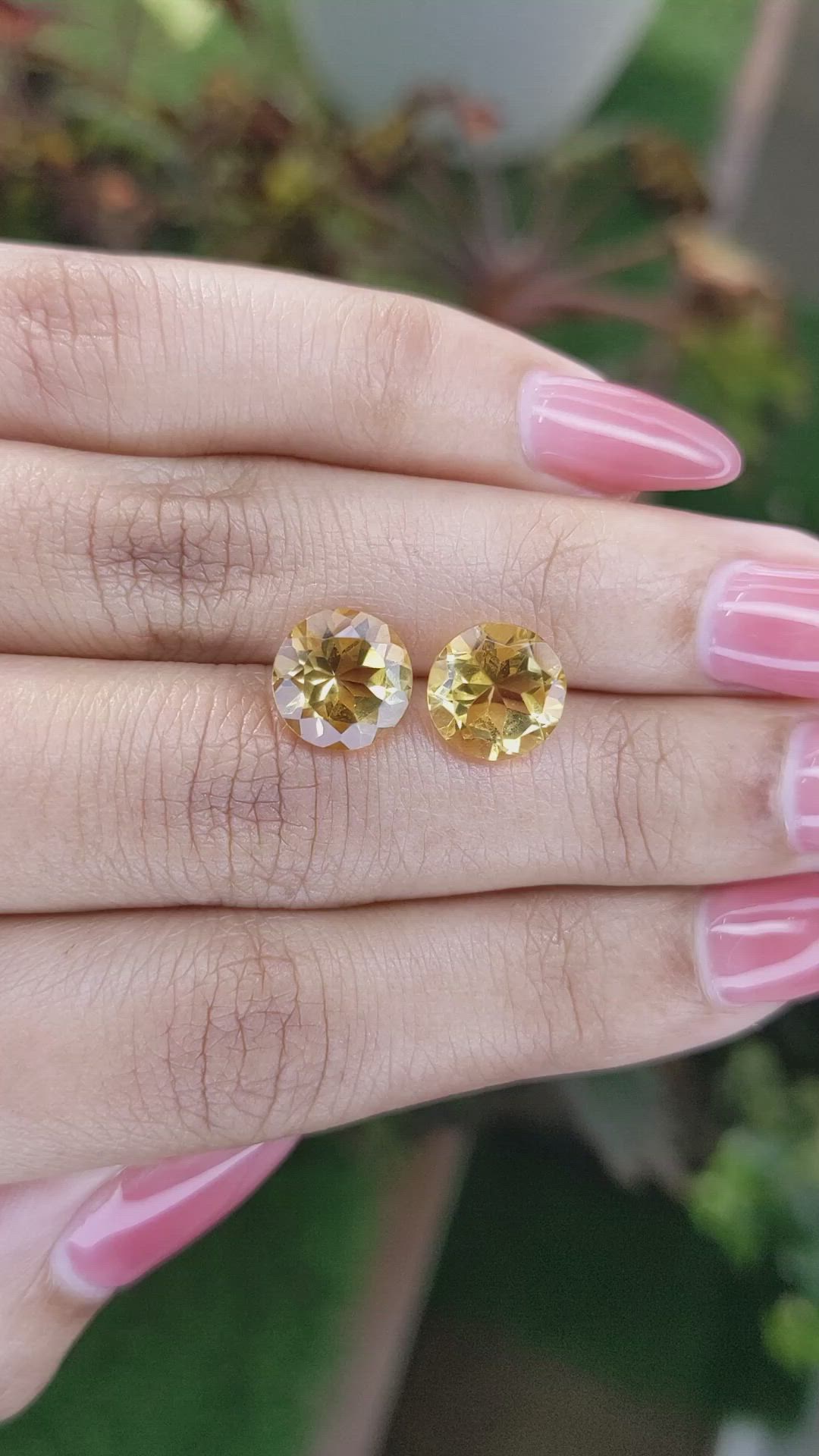5.05&nbsp;Ct.Tw.Total Carat Weight Yellow Citrine Pair from Brazil Size Video