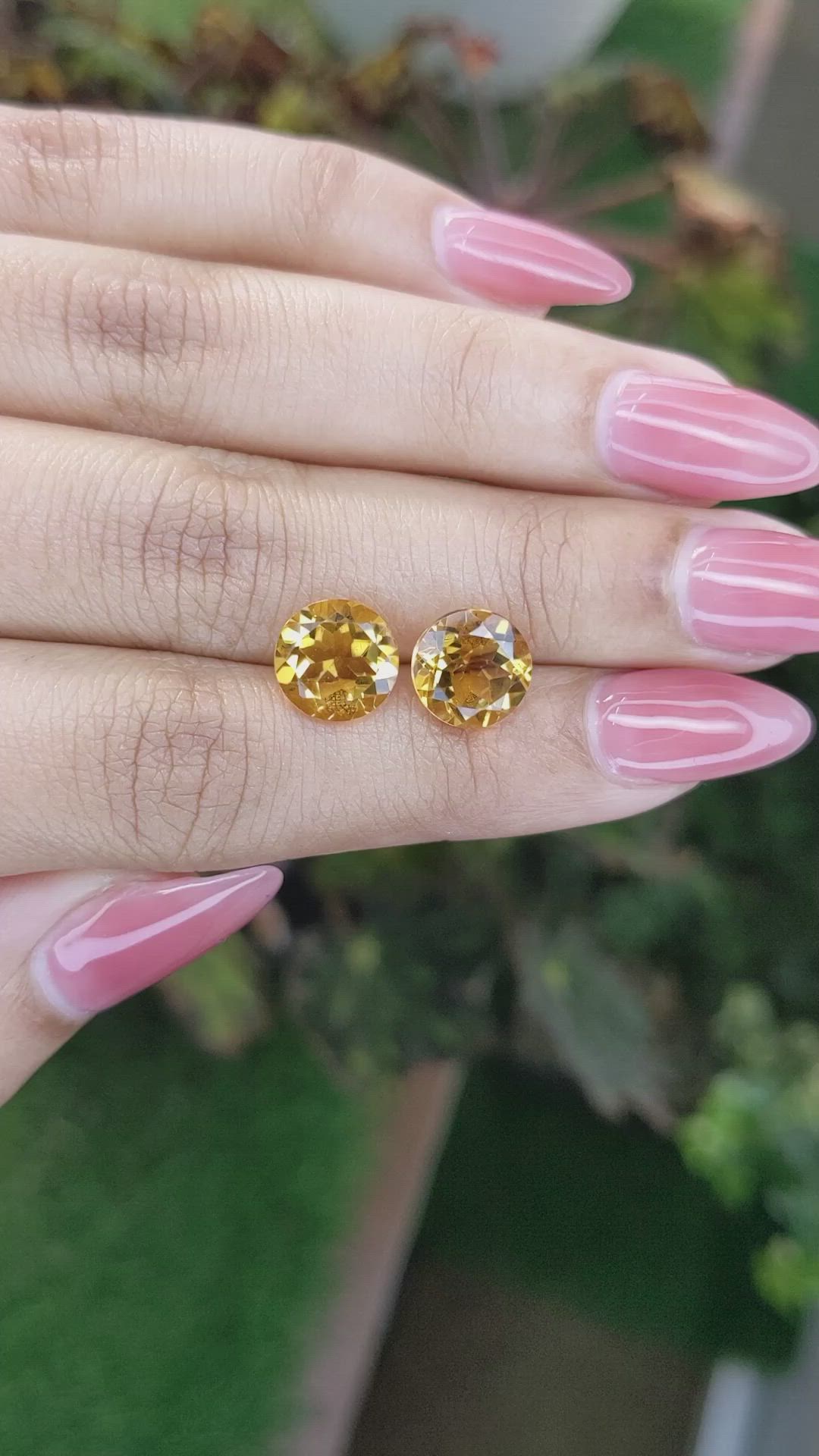 5.11&nbsp;Ct.Tw.Total Carat Weight Citrine Pair from Brazil Size Video