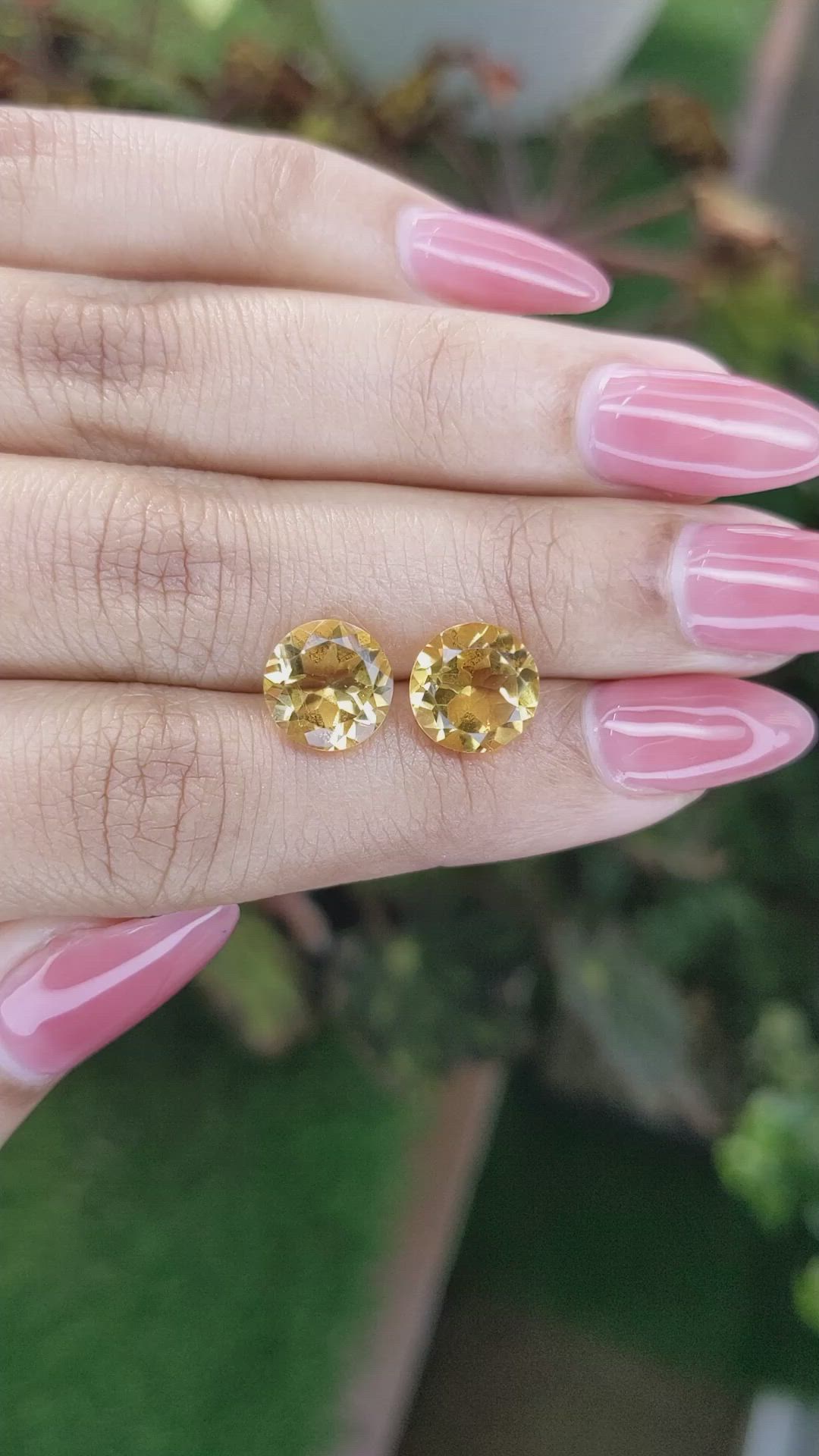 5.02&nbsp;Ct.Tw.Total Carat Weight Citrine Pair from Brazil Size Video