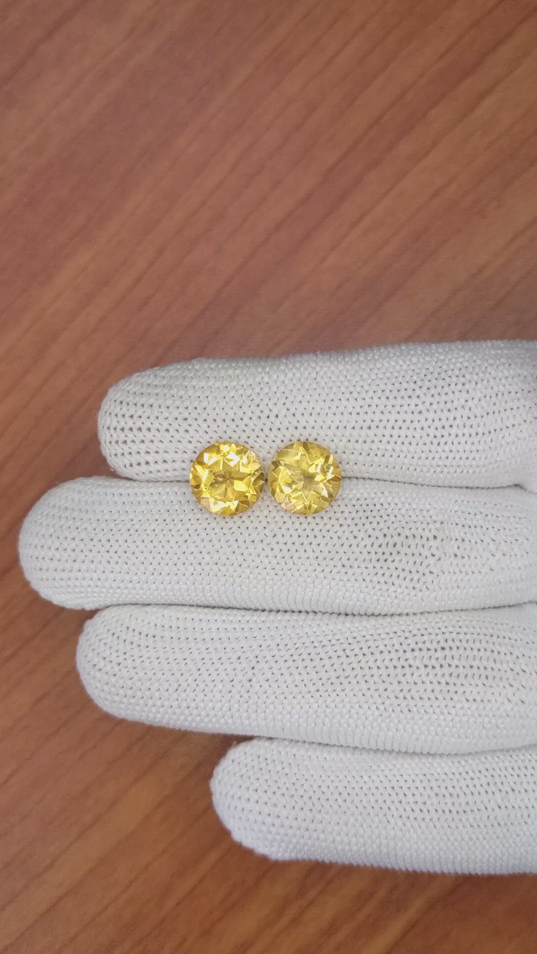 5.02&nbsp;Ct.Tw.Total Carat Weight Citrine Pair from Brazil Size Video