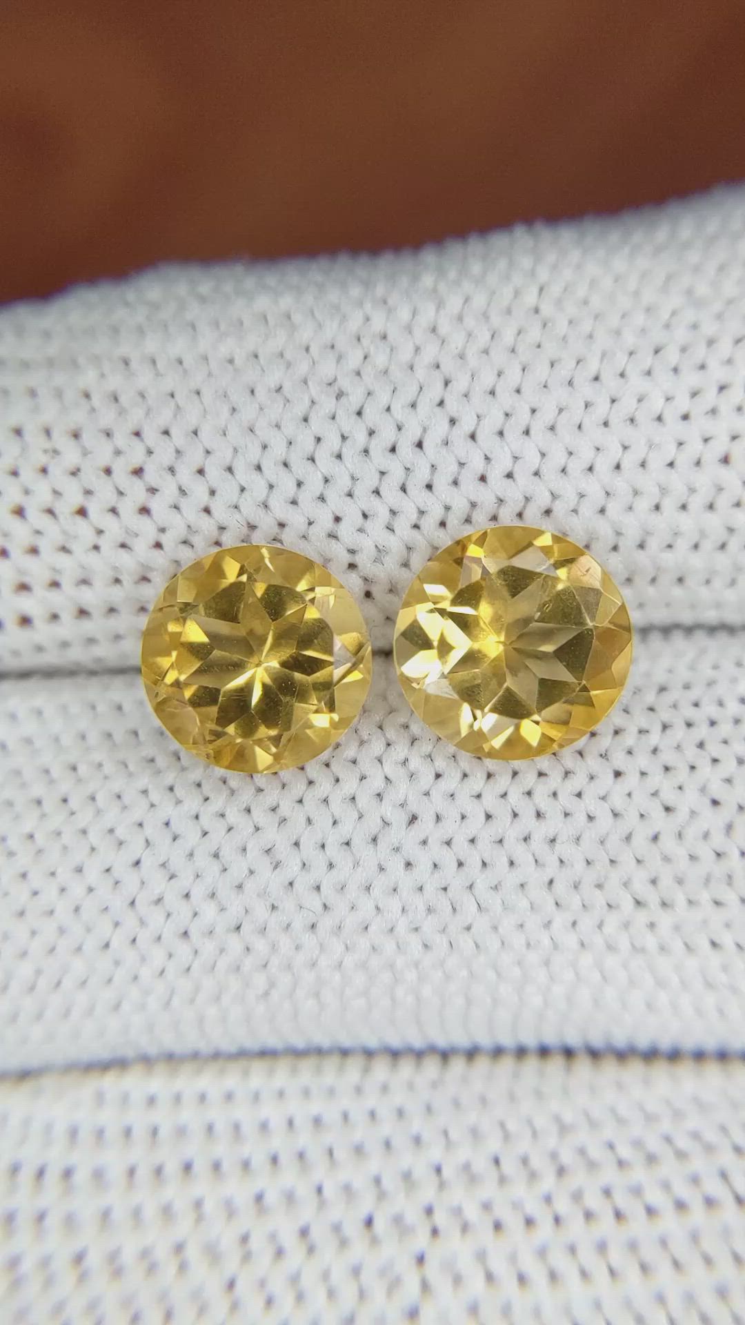 4.46&nbsp;Ct.Tw.Total Carat Weight Yellow Citrine Pair from Brazil Size Video