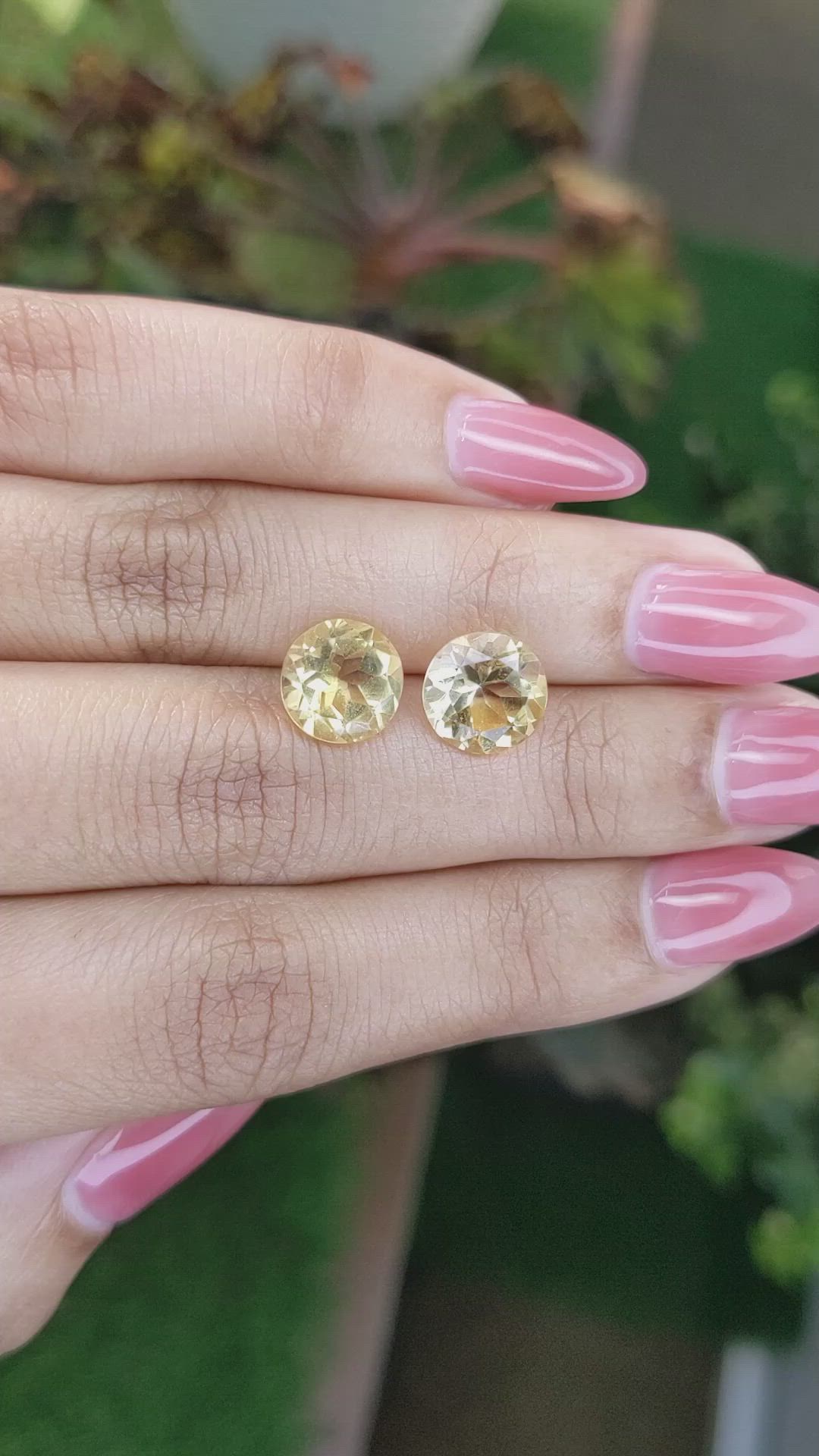 4.75&nbsp;Ct.Tw.Total Carat Weight Yellow Citrine Pair from Brazil Size Video