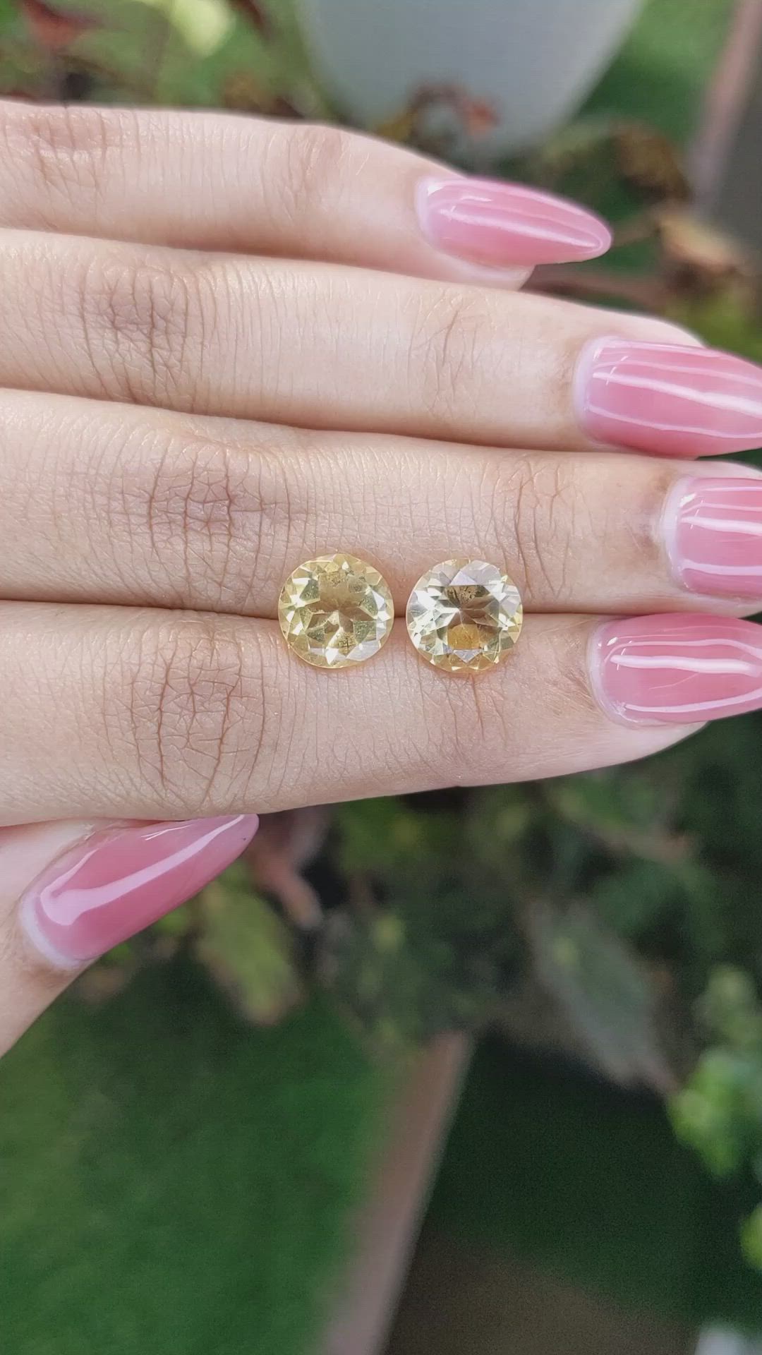 4.75&nbsp;Ct.Tw.Total Carat Weight Yellow Citrine Pair from Brazil Size Video