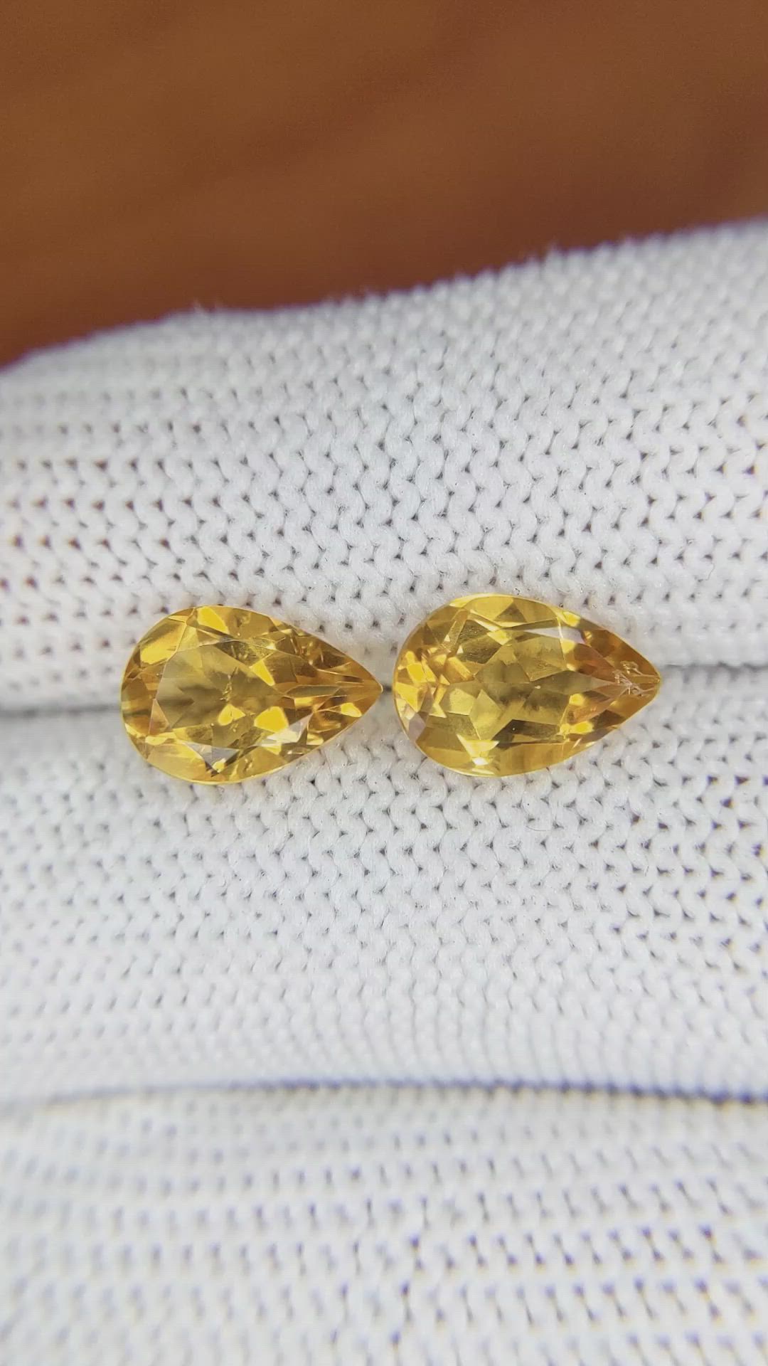 3.51&nbsp;Ct.Tw.Total Carat Weight Citrine Pair from Brazil Size Video