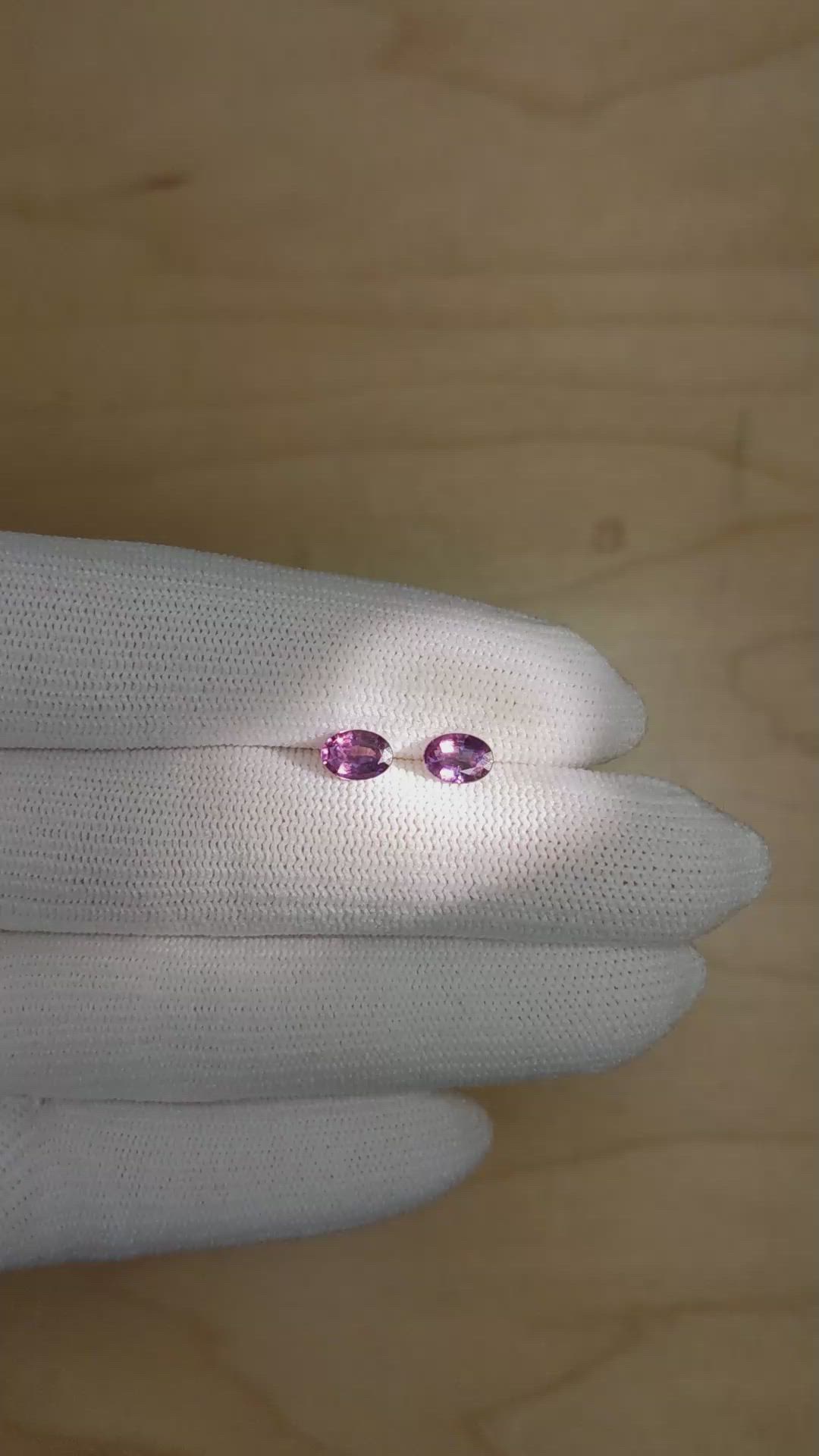 1.30&nbsp;Ct.Tw.Total Carat Weight Alexandrite Pair from Brazil Size Video