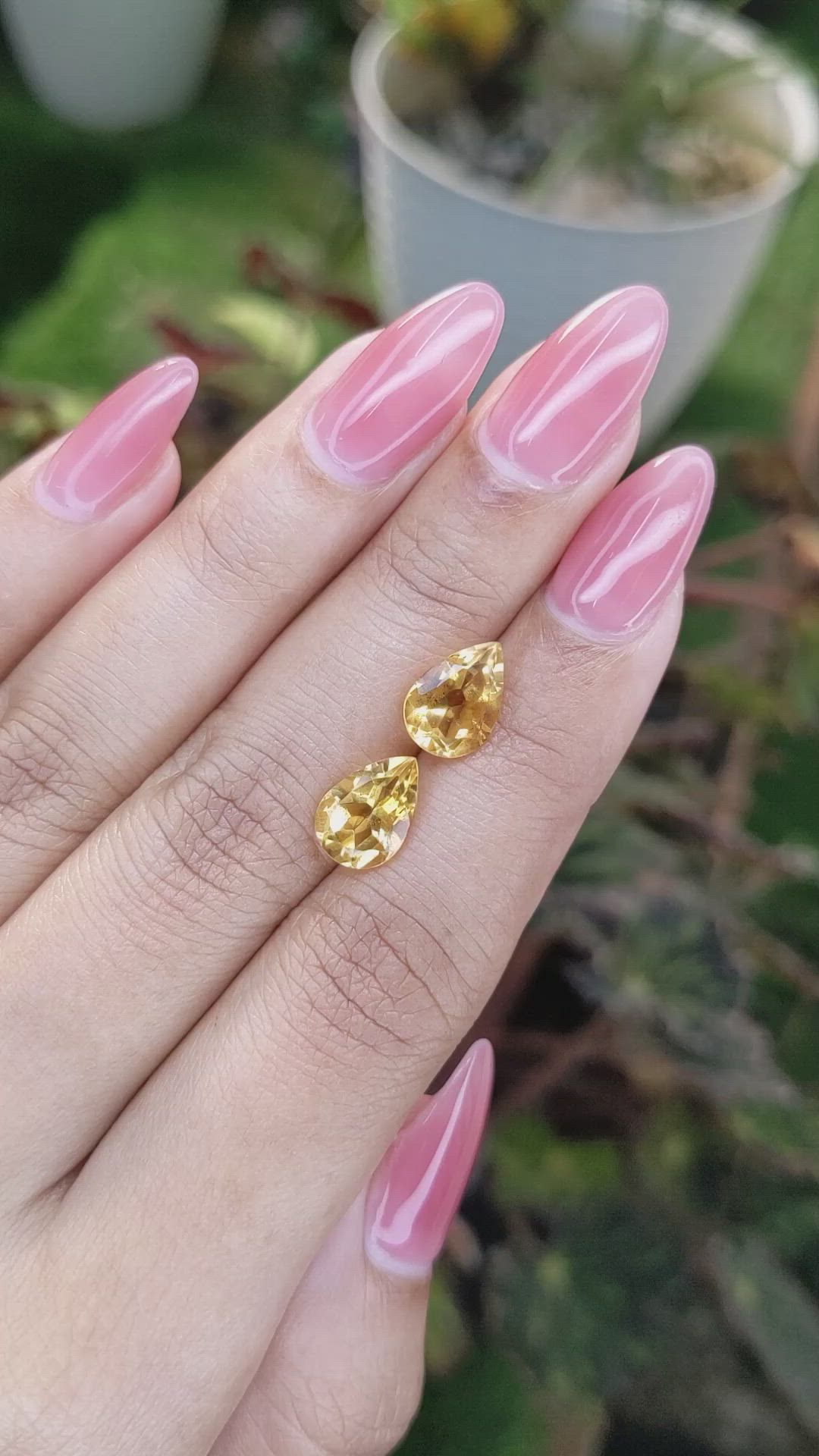 4.00&nbsp;Ct.Tw.Total Carat Weight Citrine Pair from Brazil Size Video