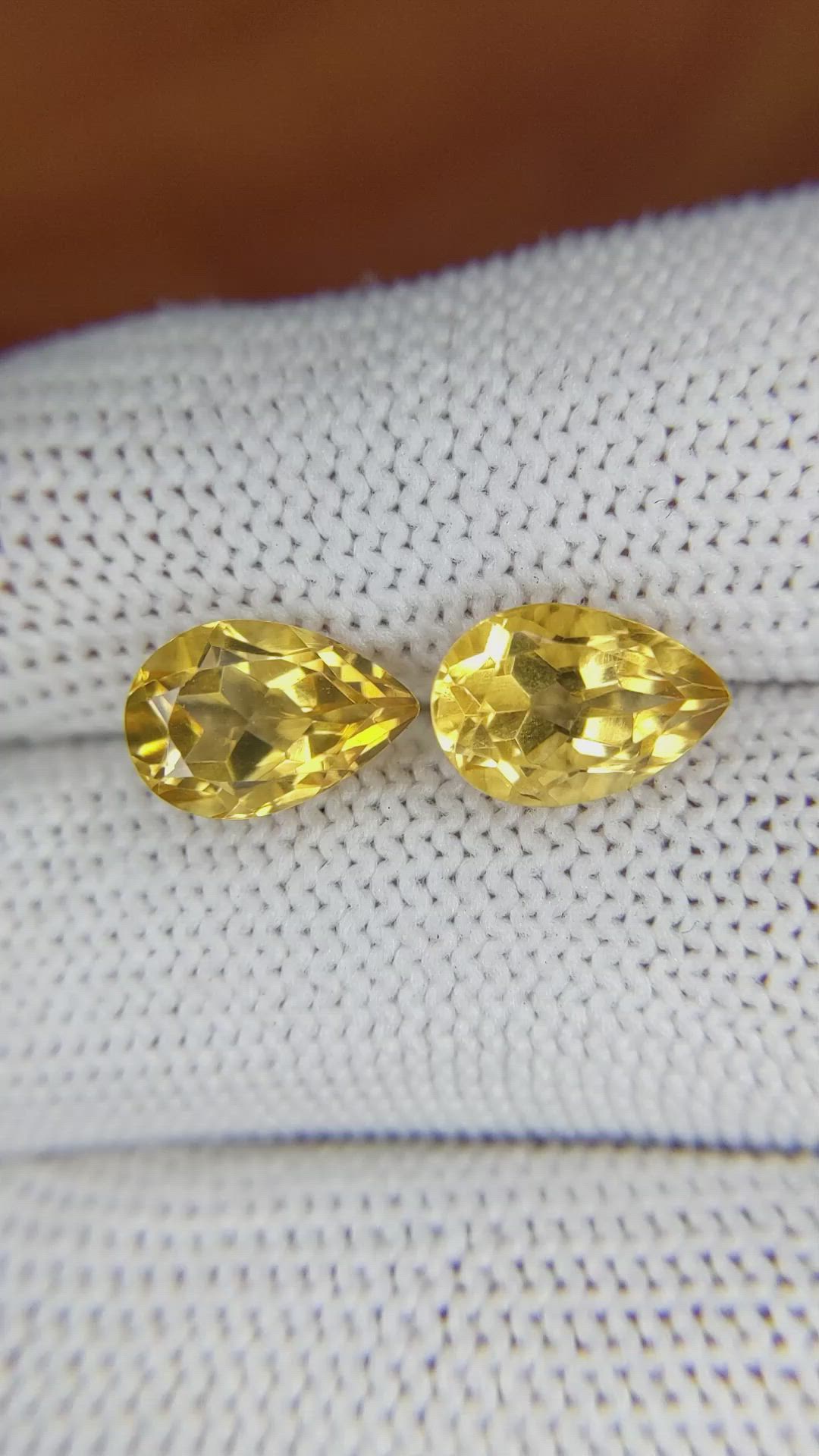 4.56&nbsp;Ct.Tw.Total Carat Weight Citrine Pair from Brazil Size Video