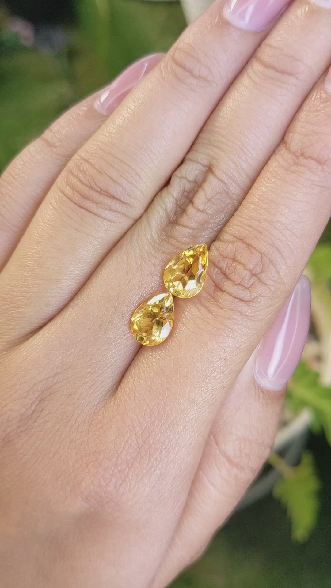 4.05&nbsp;Ct.Tw.Total Carat Weight Citrine Pair from Brazil Size Video