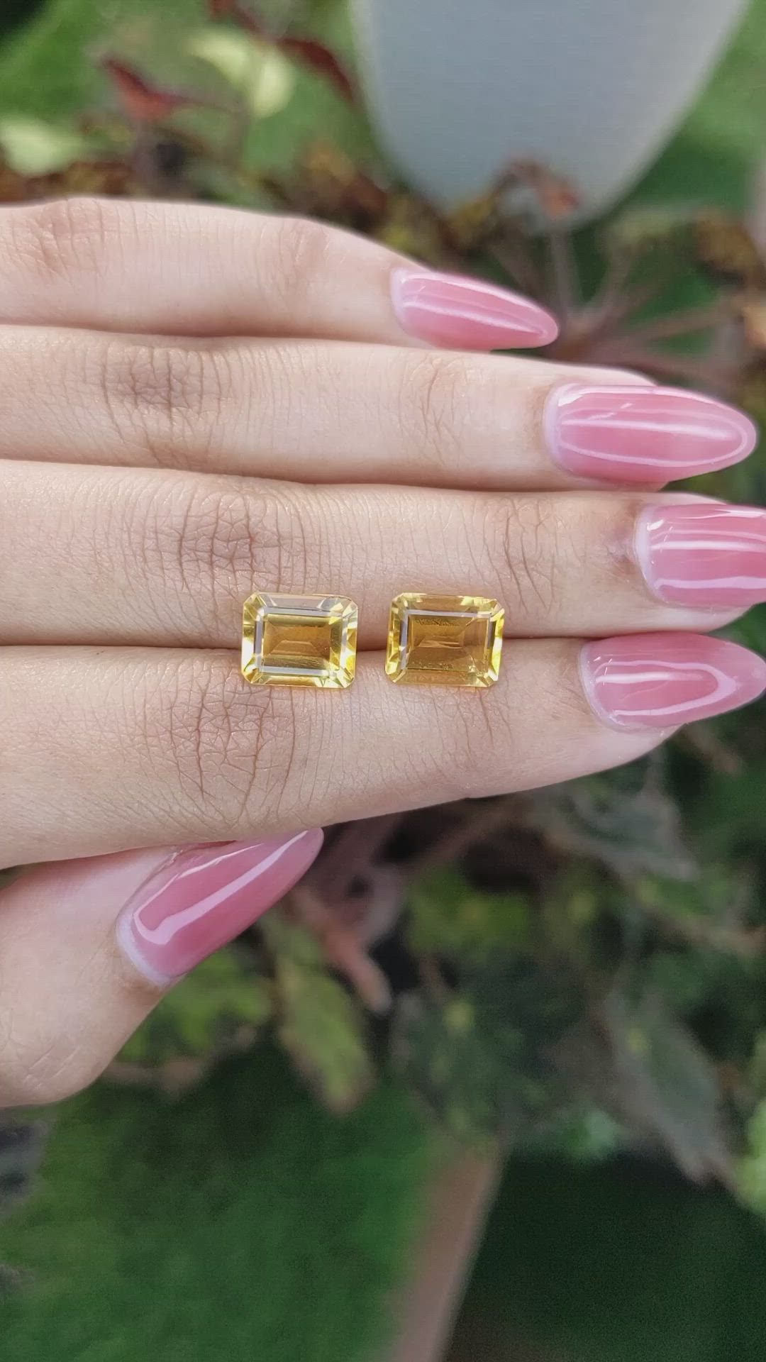 5.83&nbsp;Ct.Tw.Total Carat Weight Citrine Pair from Brazil Size Video