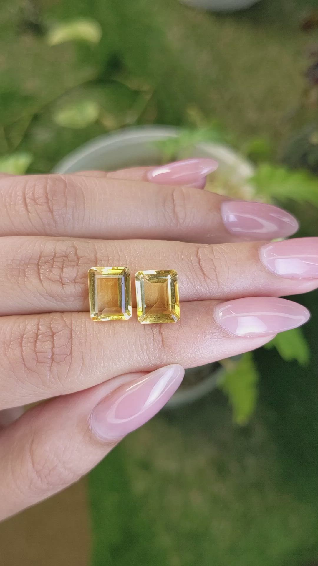 5.62&nbsp;Ct.Tw.Total Carat Weight Citrine Pair from Brazil Size Video