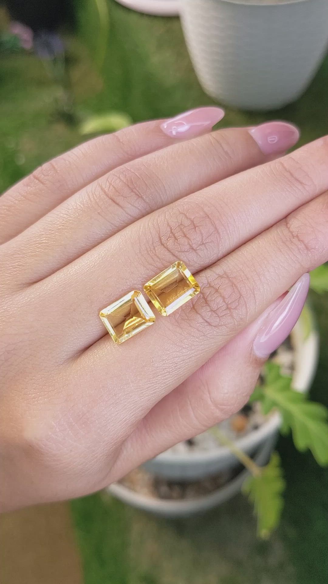 5.27&nbsp;Ct.Tw.Total Carat Weight Citrine Pair from Brazil Size Video