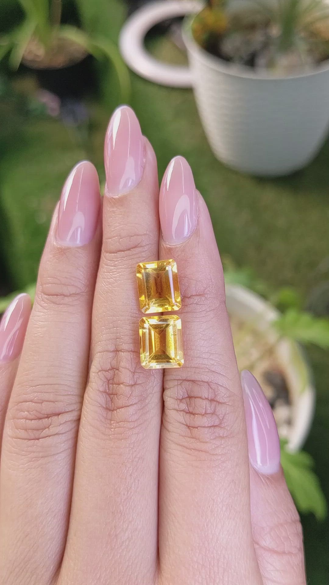 6.92&nbsp;Ct.Tw.Total Carat Weight Citrine Pair from Brazil Size Video