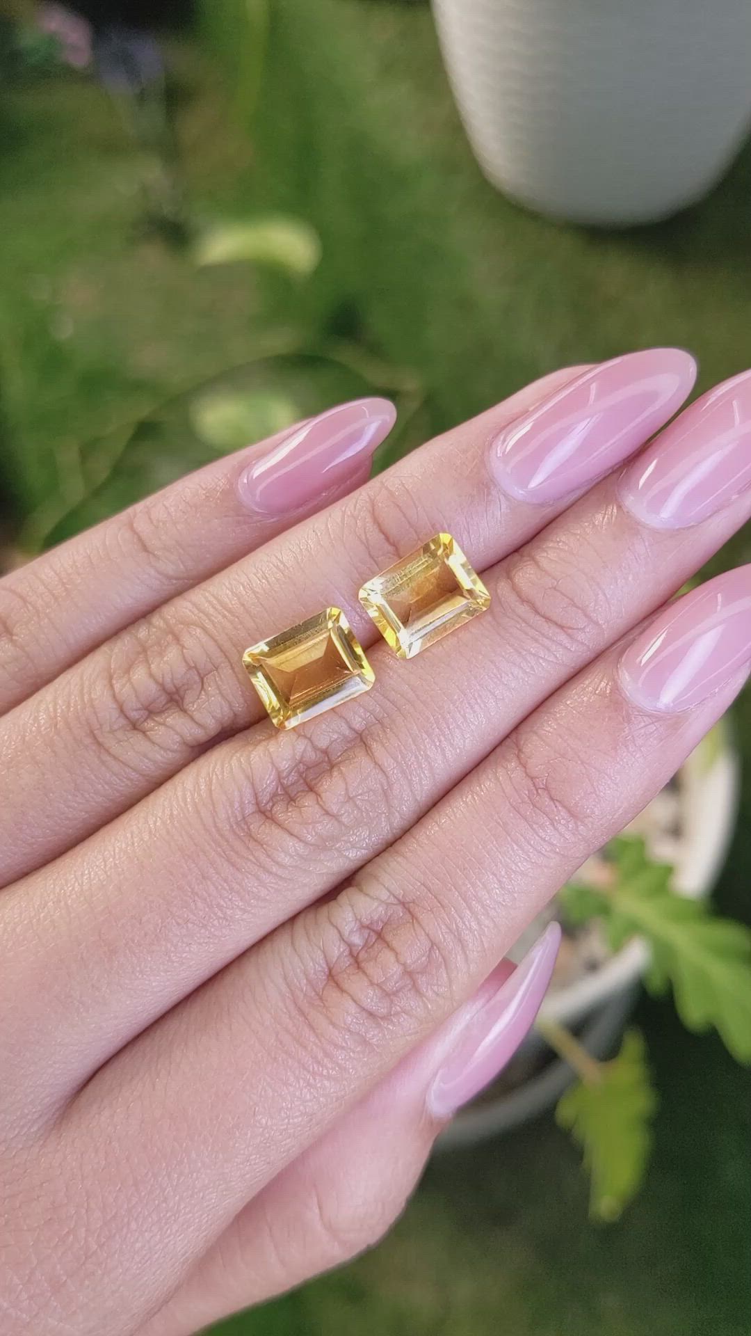 5.53&nbsp;Ct.Tw.Total Carat Weight Citrine Pair from Brazil Size Video