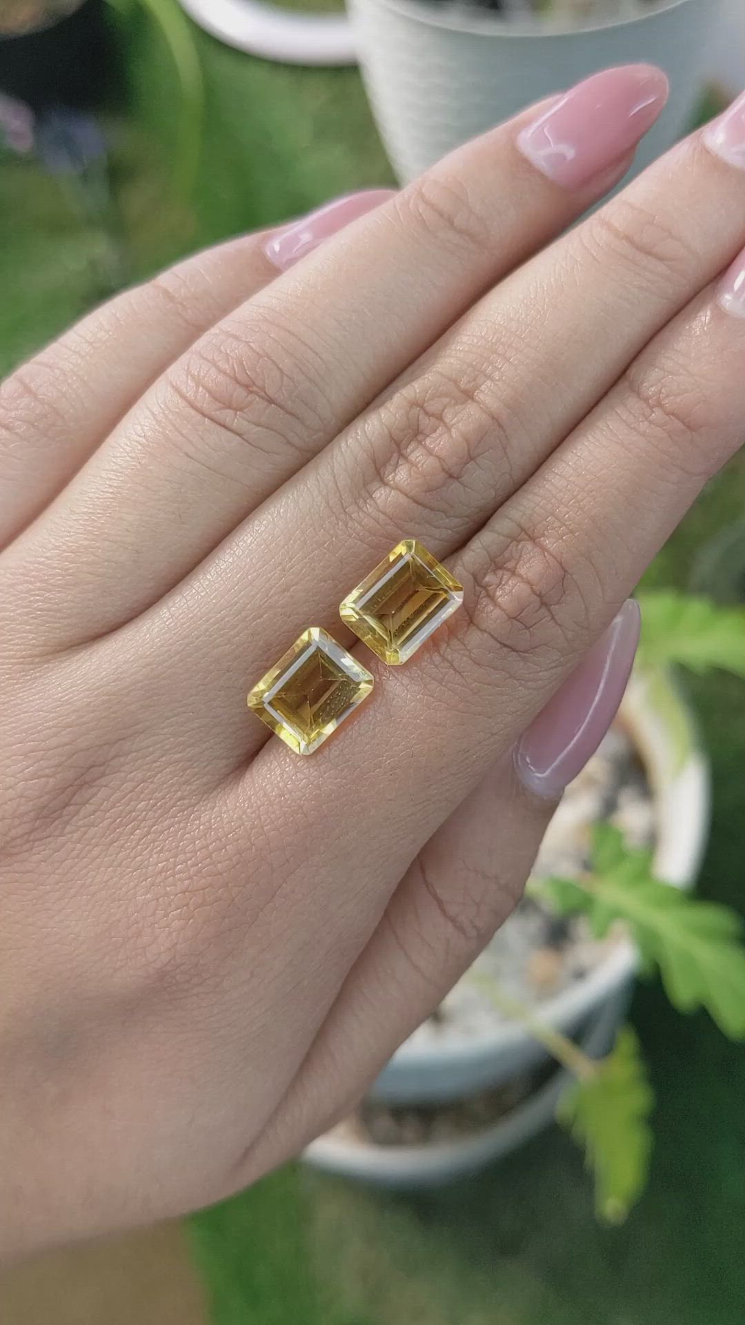 6.81&nbsp;Ct.Tw.Total Carat Weight Citrine Pair from Brazil Size Video