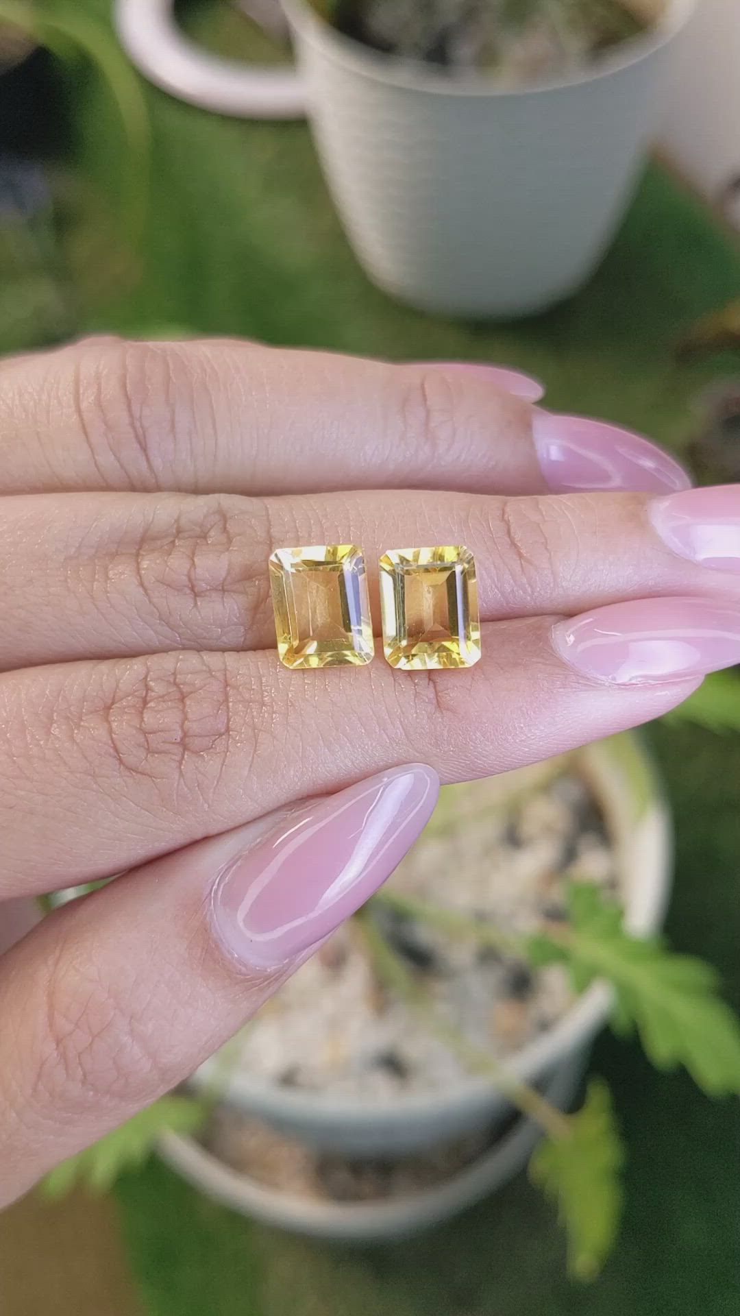 5.93&nbsp;Ct.Tw.Total Carat Weight Citrine Pair from Brazil Size Video