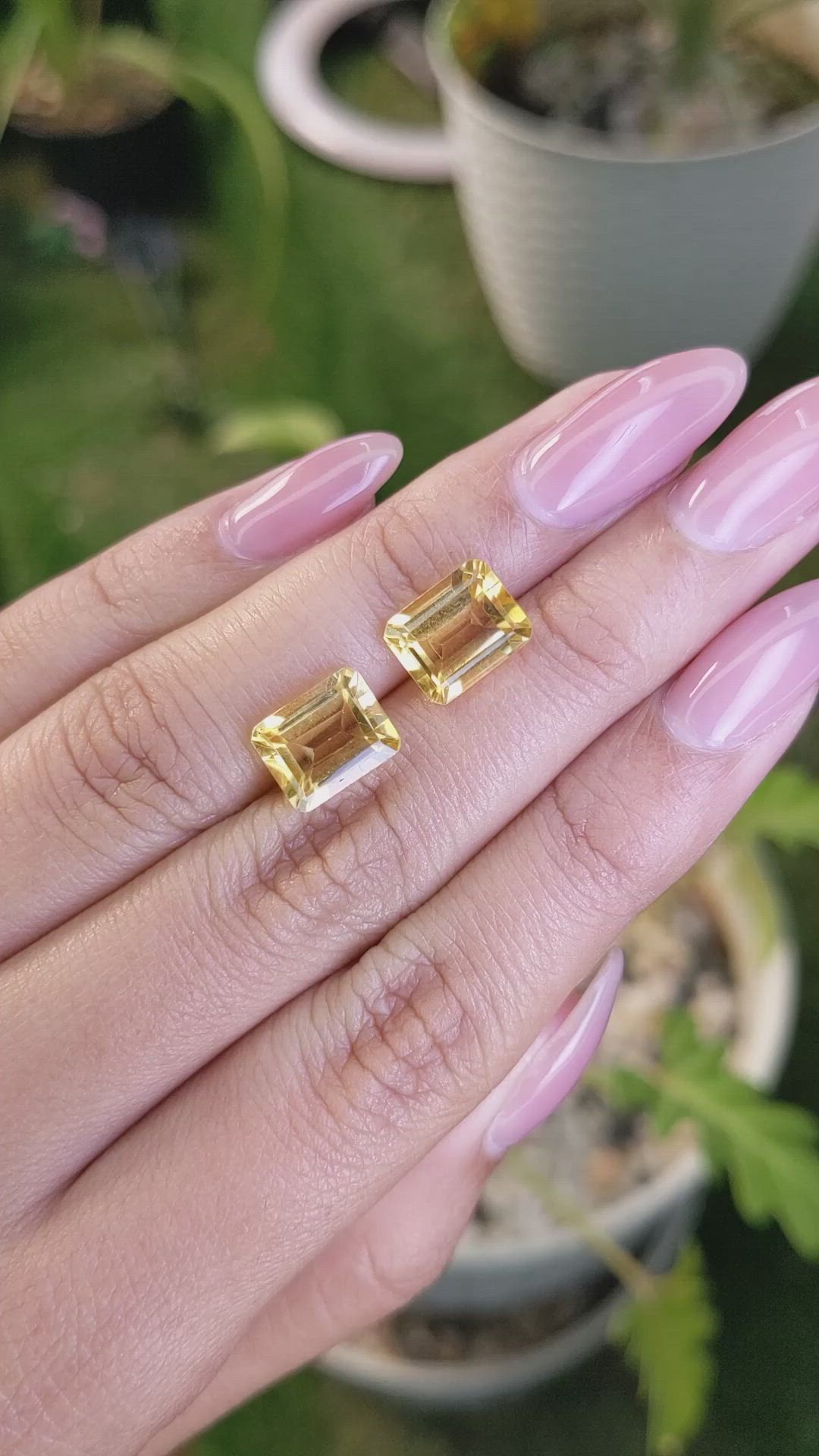 5.93&nbsp;Ct.Tw.Total Carat Weight Citrine Pair from Brazil Size Video