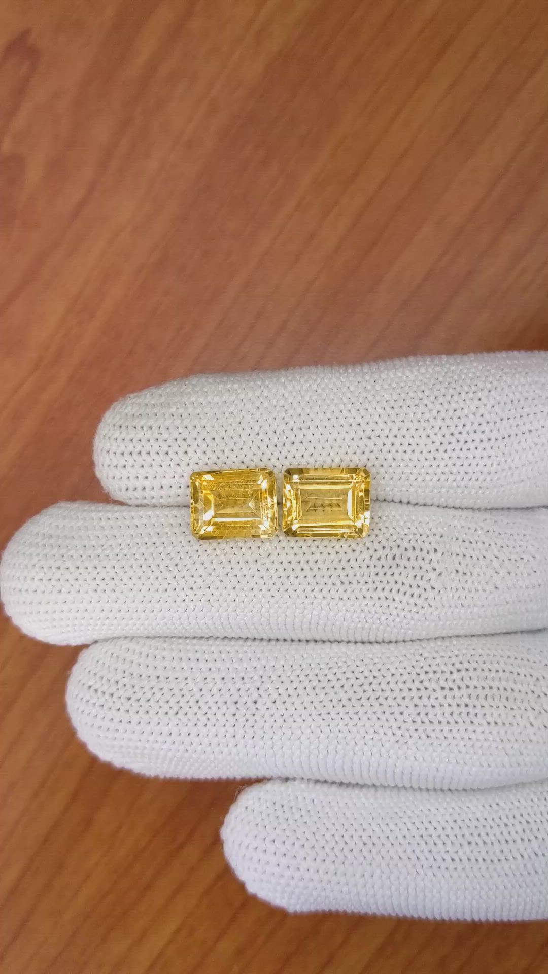 6.97&nbsp;Ct.Tw.Total Carat Weight Citrine Pair from Brazil Size Video