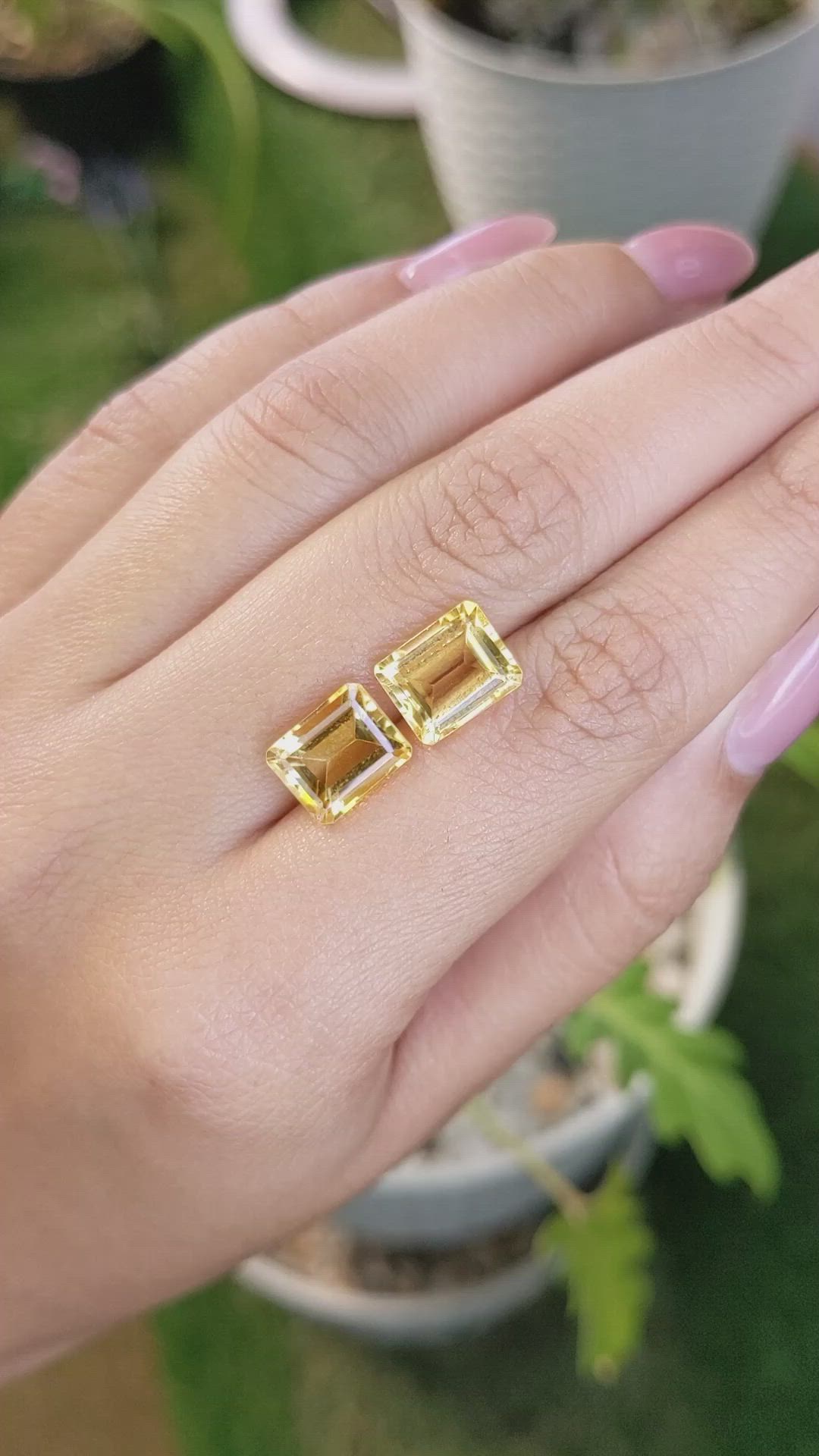 6.97&nbsp;Ct.Tw.Total Carat Weight Citrine Pair from Brazil Size Video