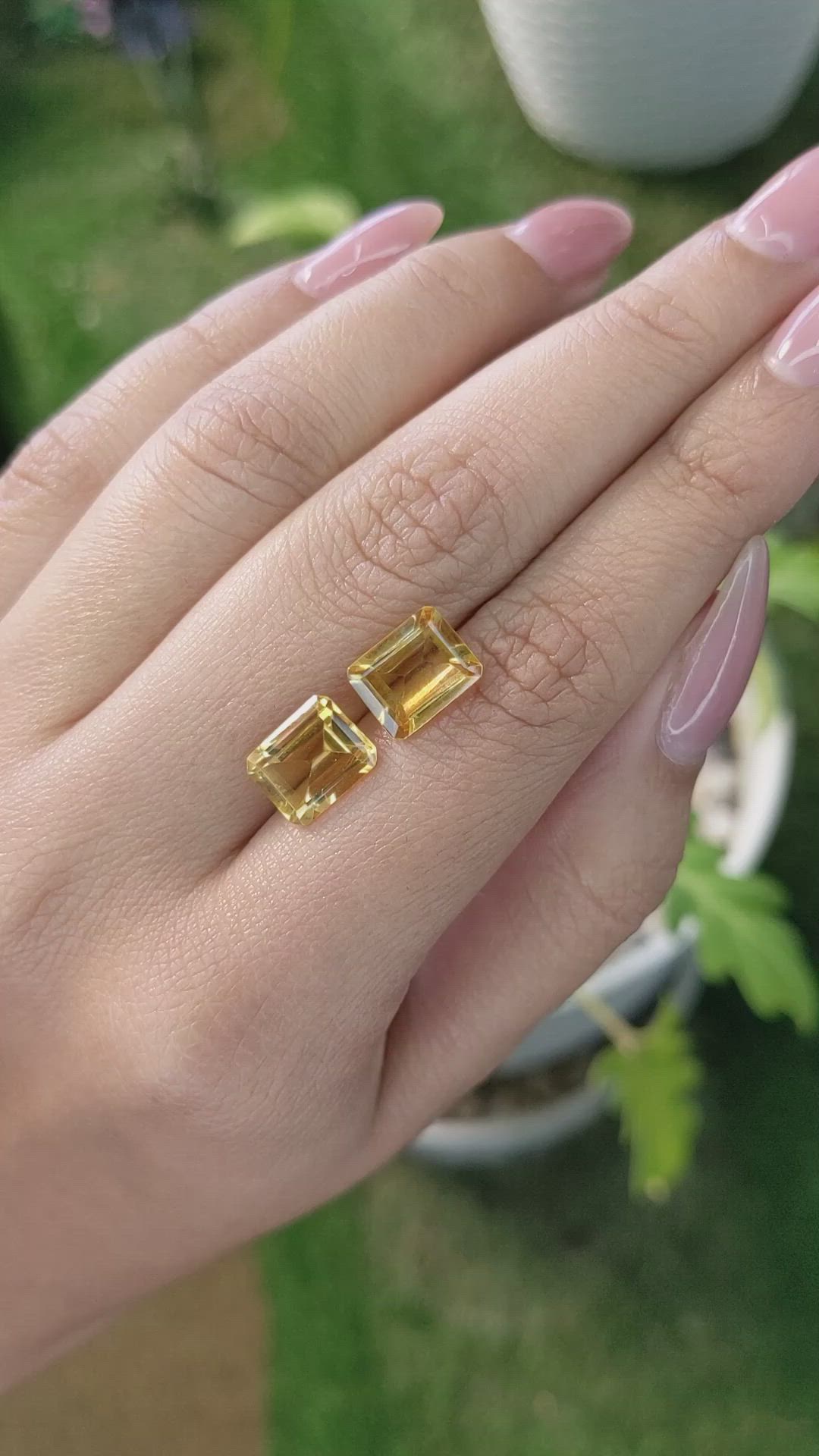 5.17&nbsp;Ct.Tw.Total Carat Weight Citrine Pair from Brazil Size Video