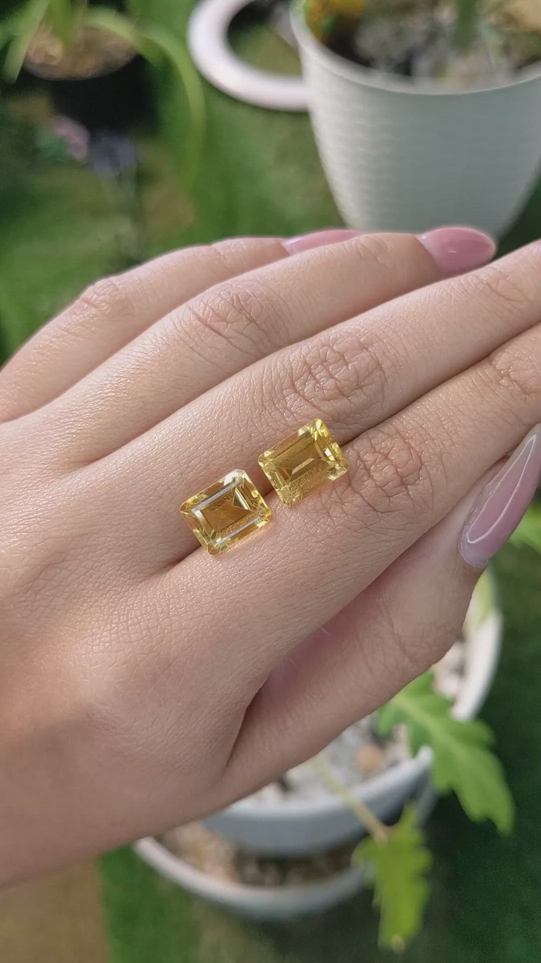 7.11&nbsp;Ct.Tw.Total Carat Weight Citrine Pair from Brazil Size Video