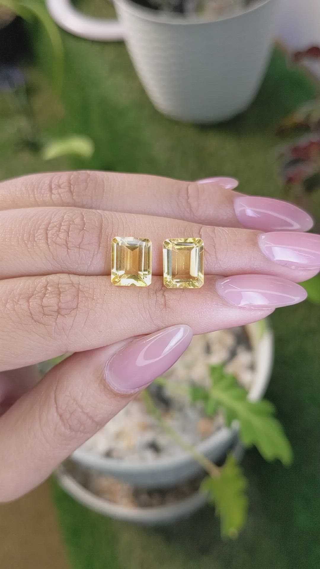 6.11&nbsp;Ct.Tw.Total Carat Weight Citrine Pair from Brazil Size Video