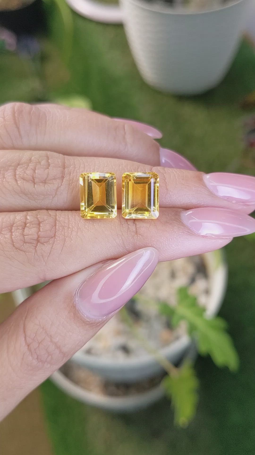 7.31&nbsp;Ct.Tw.Total Carat Weight Citrine Pair from Brazil Size Video