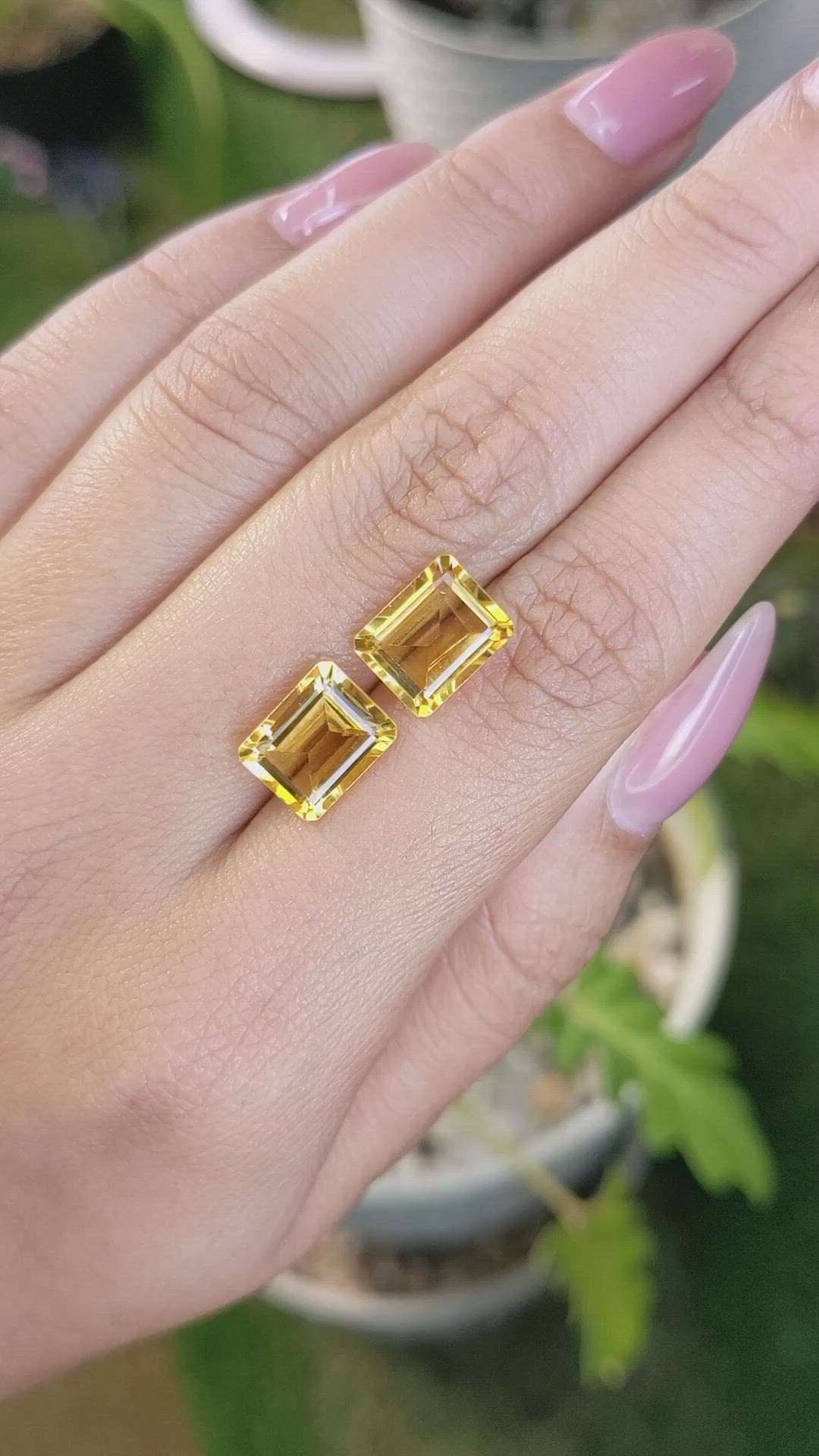 6.09&nbsp;Ct.Tw.Total Carat Weight Citrine Pair from Brazil Size Video