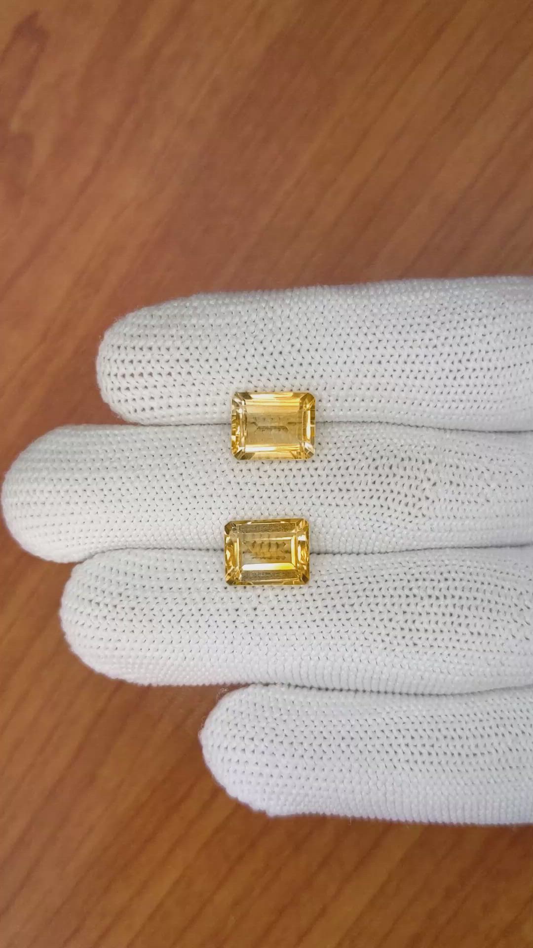 6.39&nbsp;Ct.Tw.Total Carat Weight Citrine Pair from Brazil Size Video