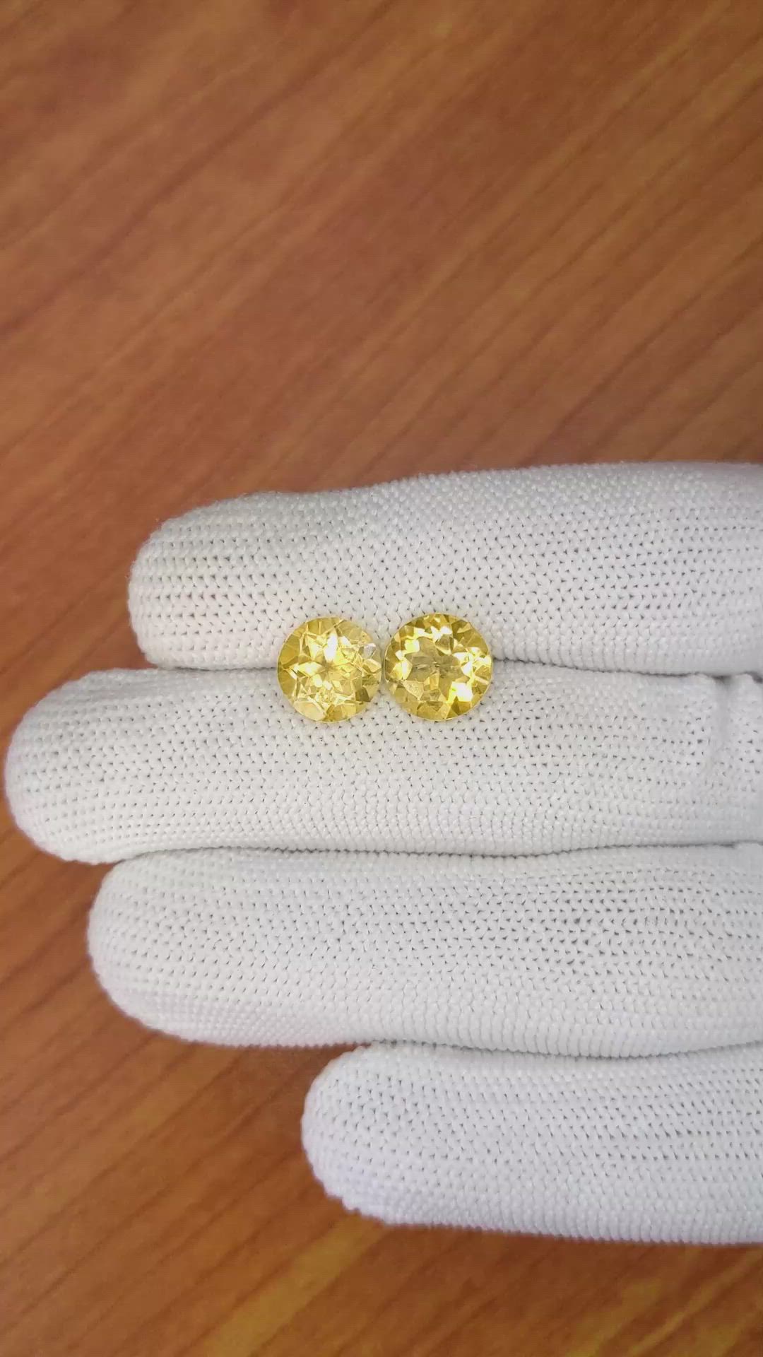 4.83&nbsp;Ct.Tw.Total Carat Weight Citrine Pair from Brazil Size Video