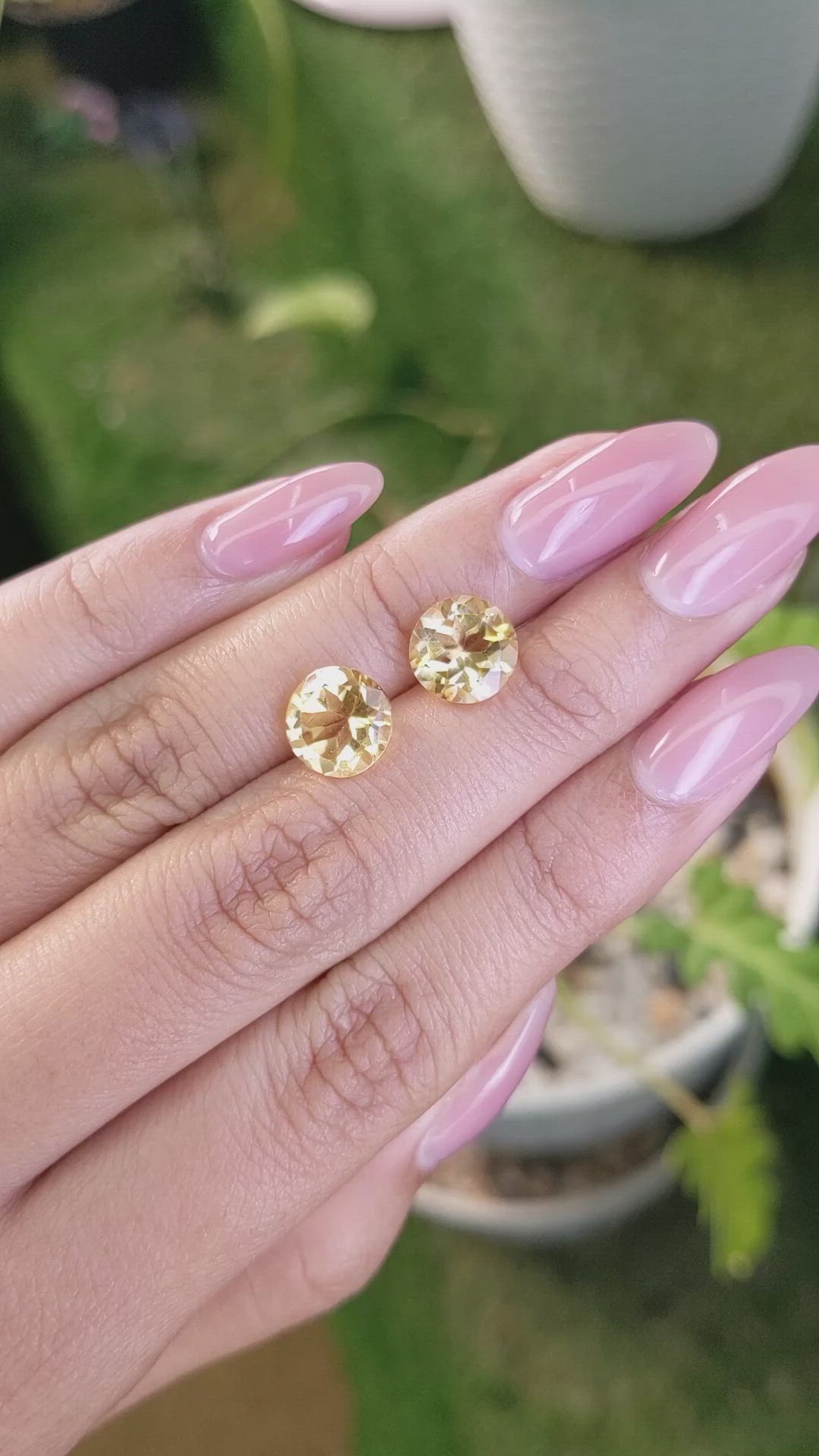 4.81&nbsp;Ct.Tw.Total Carat Weight Citrine Pair from Brazil Size Video