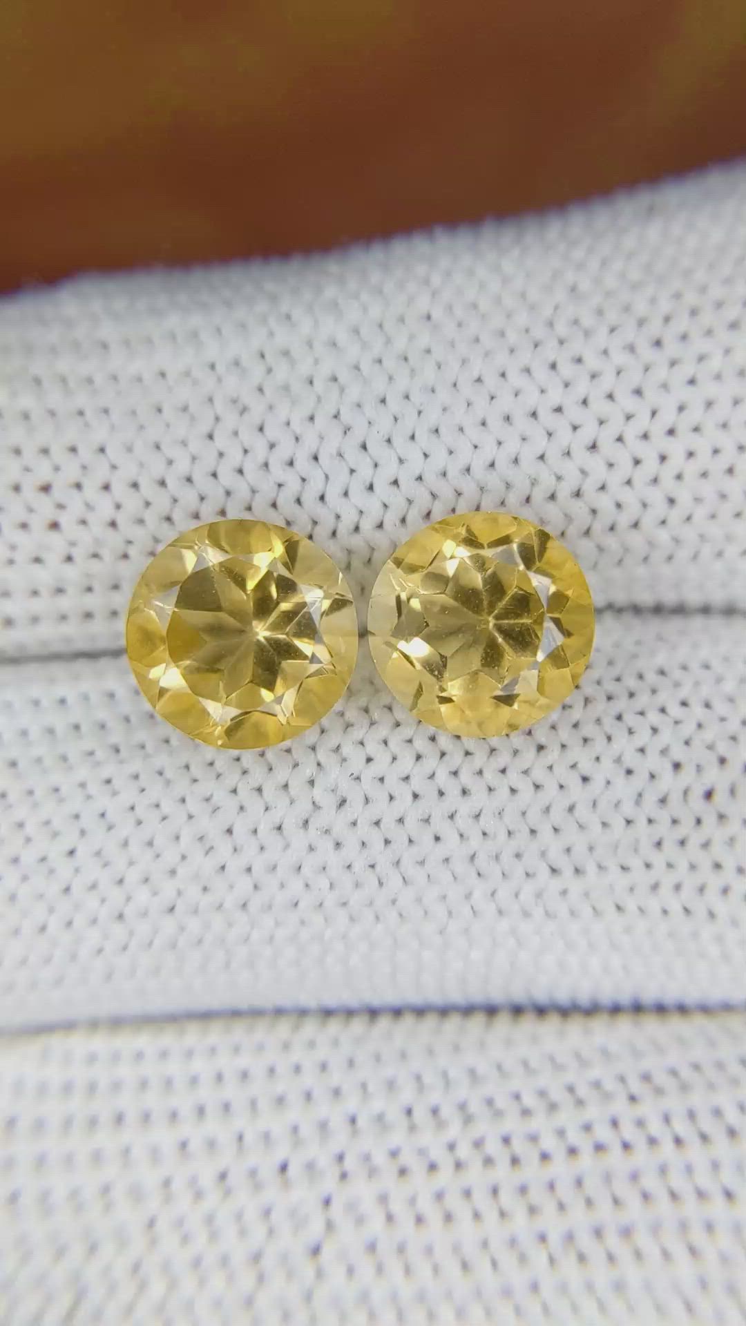 5.55&nbsp;Ct.Tw.Total Carat Weight Citrine Pair from Brazil Size Video