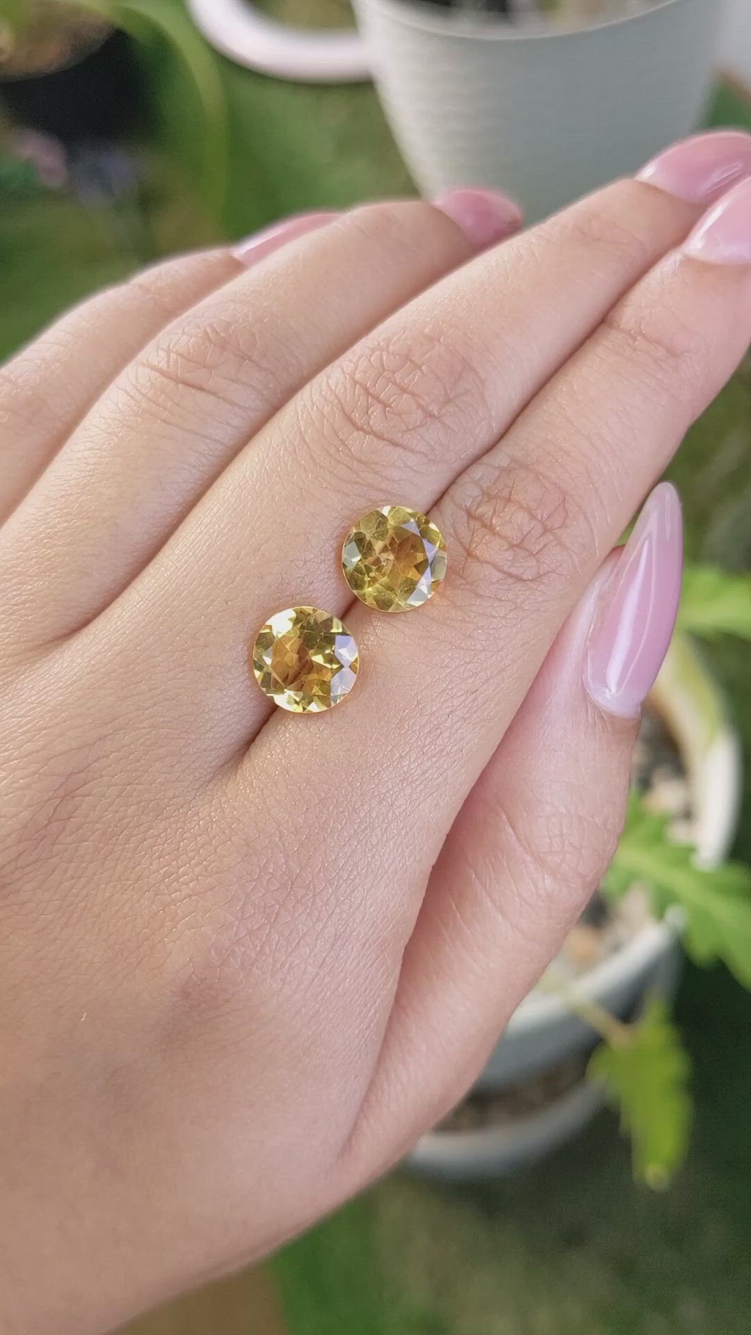 4.43&nbsp;Ct.Tw.Total Carat Weight Citrine Pair from Brazil Size Video