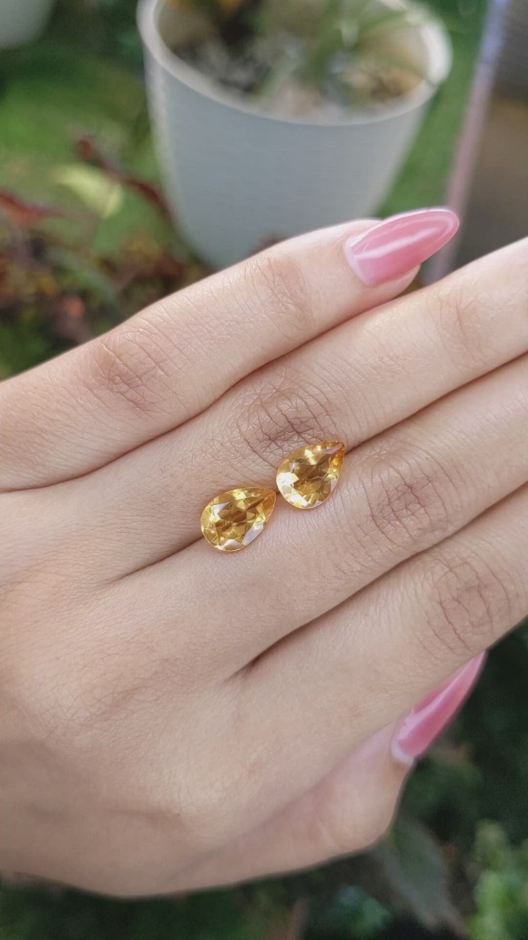 3.17&nbsp;Ct.Tw.Total Carat Weight Citrine Pair from Brazil Size Video