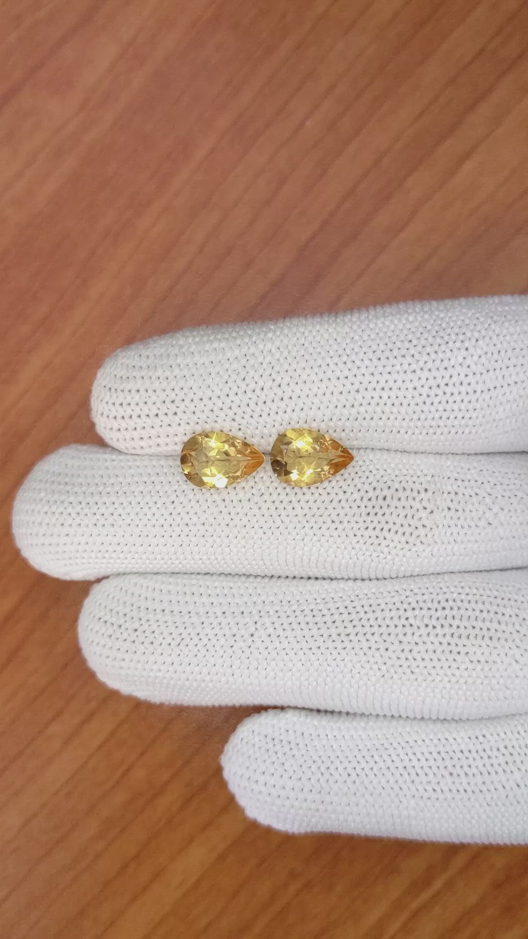 3.17&nbsp;Ct.Tw.Total Carat Weight Citrine Pair from Brazil Size Video
