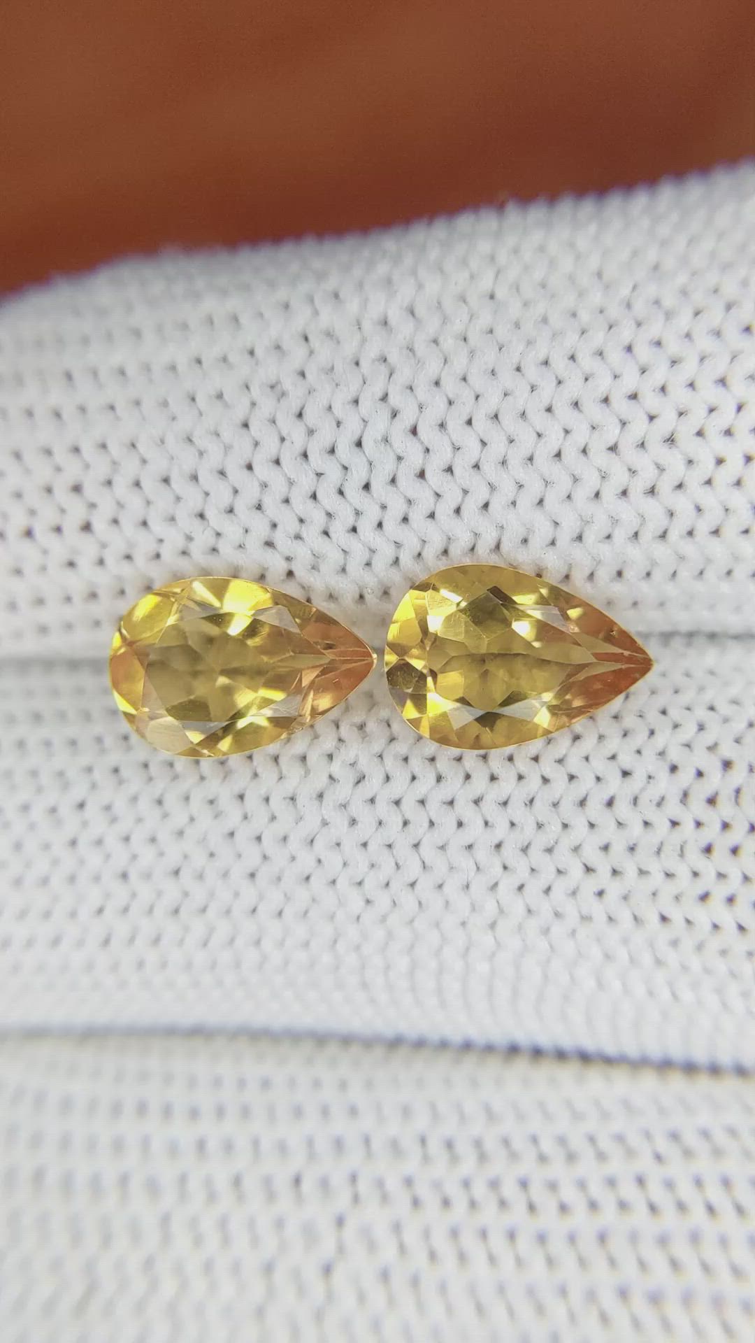 3.17&nbsp;Ct.Tw.Total Carat Weight Citrine Pair from Brazil Size Video