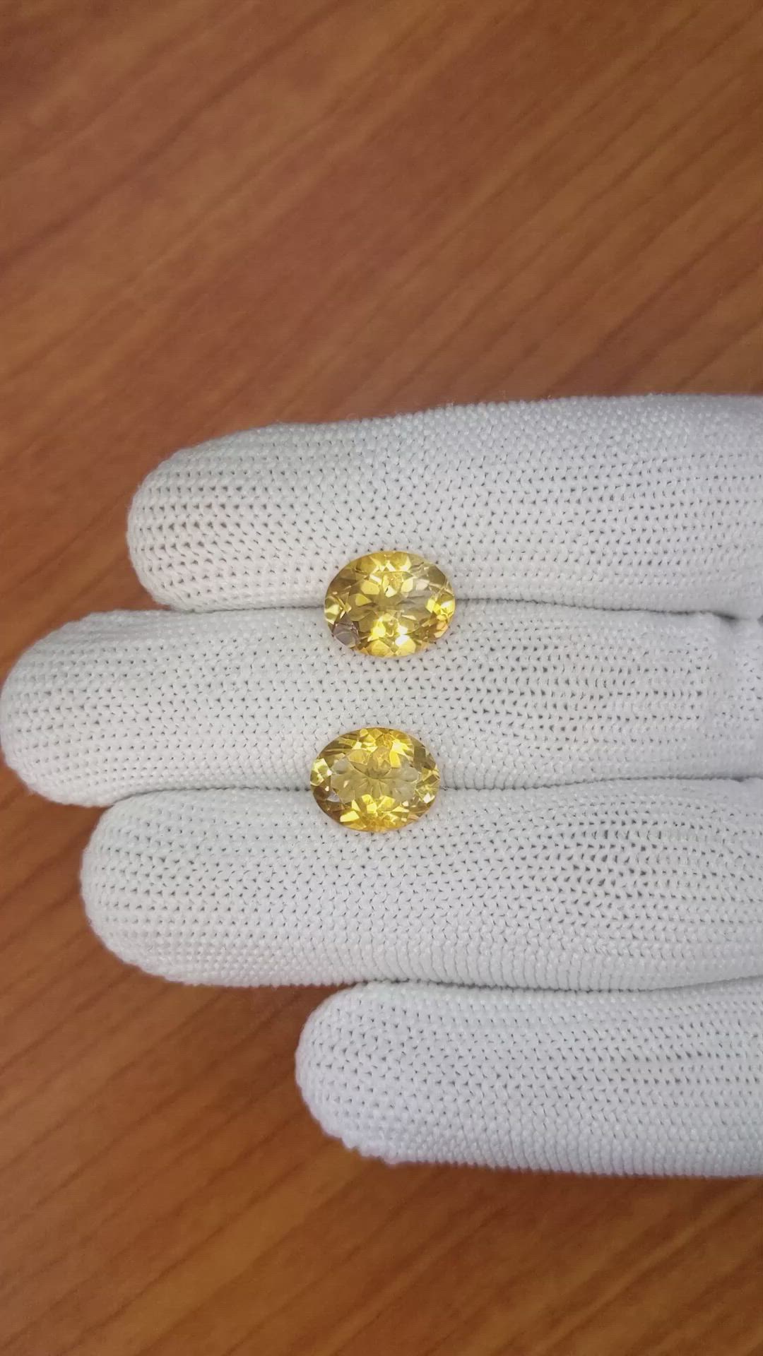 5.53&nbsp;Ct.Tw.Total Carat Weight Citrine Pair from Brazil Size Video
