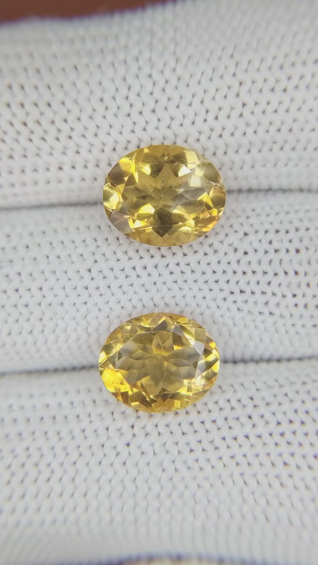 5.53&nbsp;Ct.Tw.Total Carat Weight Citrine Pair from Brazil Size Video