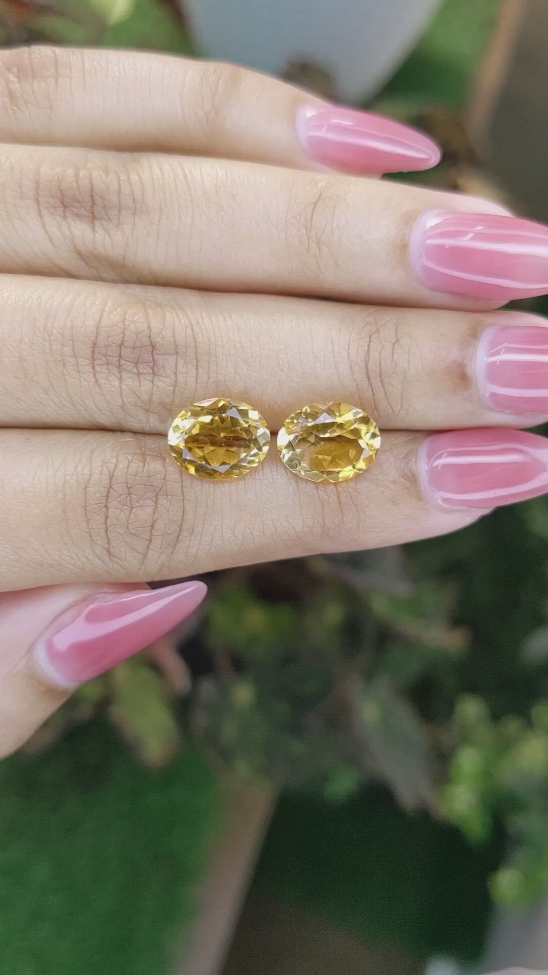 5.53&nbsp;Ct.Tw.Total Carat Weight Citrine Pair from Brazil Size Video