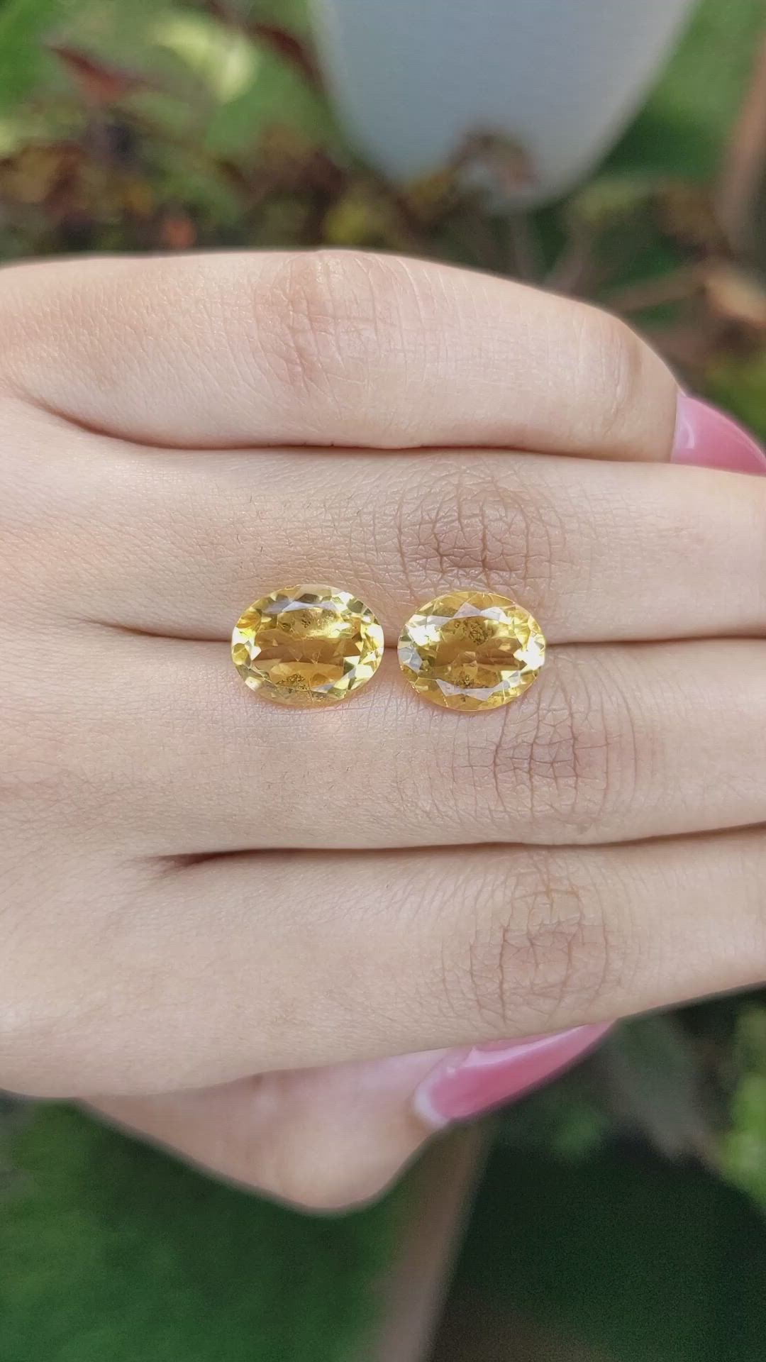 5.15&nbsp;Ct.Tw.Total Carat Weight Citrine Pair from Brazil Size Video