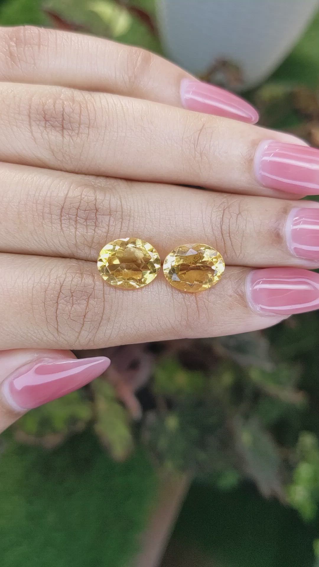 5.15&nbsp;Ct.Tw.Total Carat Weight Citrine Pair from Brazil Size Video